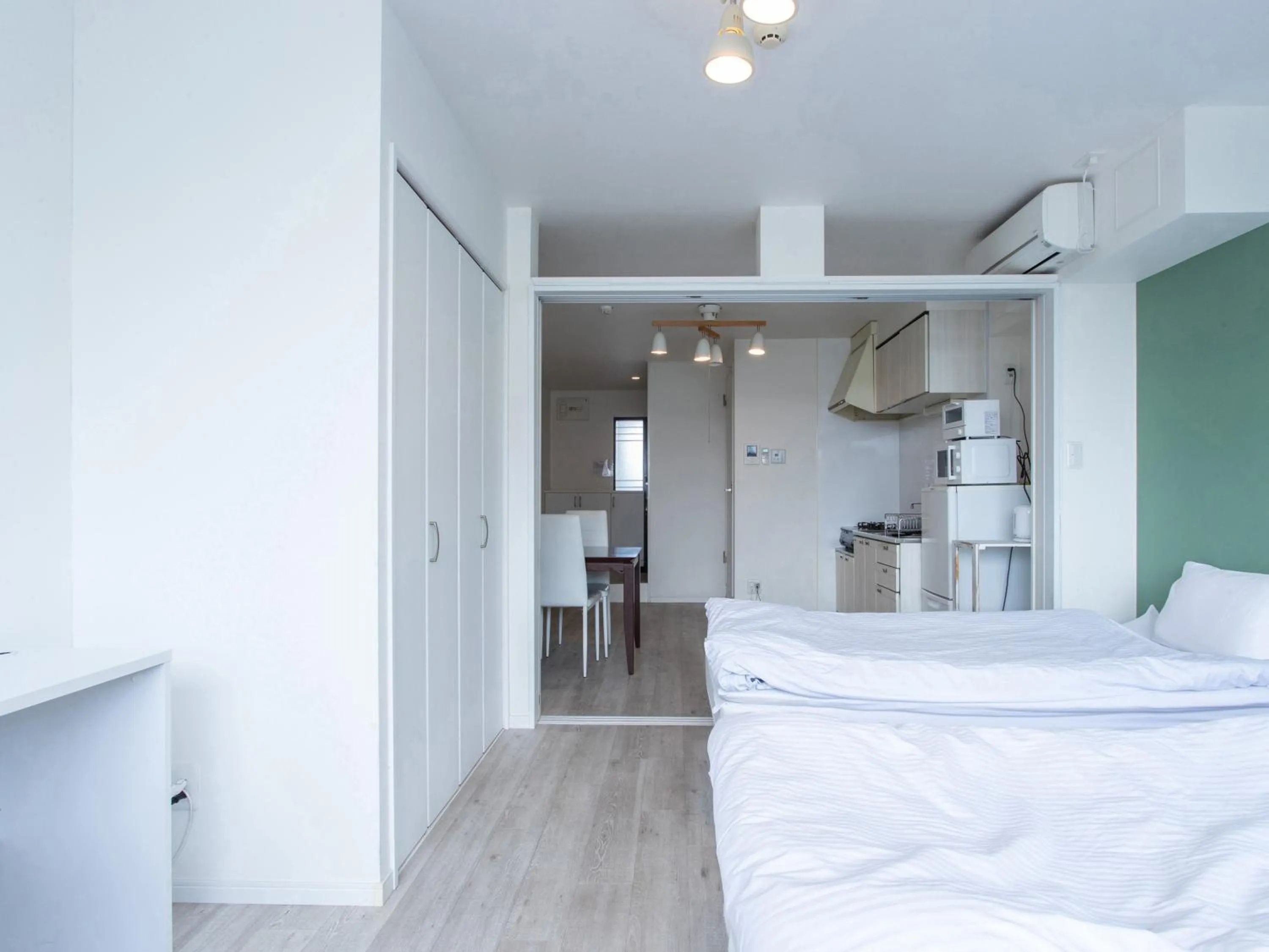 Photo of the whole room, Bed in Reality Hakata 2