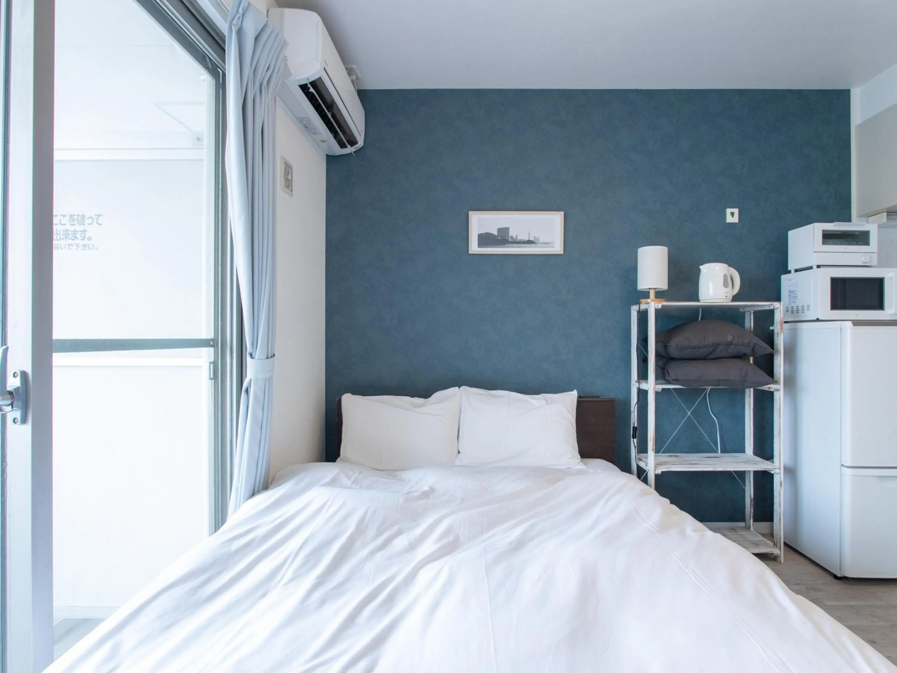 Bedroom, Bed in Reality Hakata 2