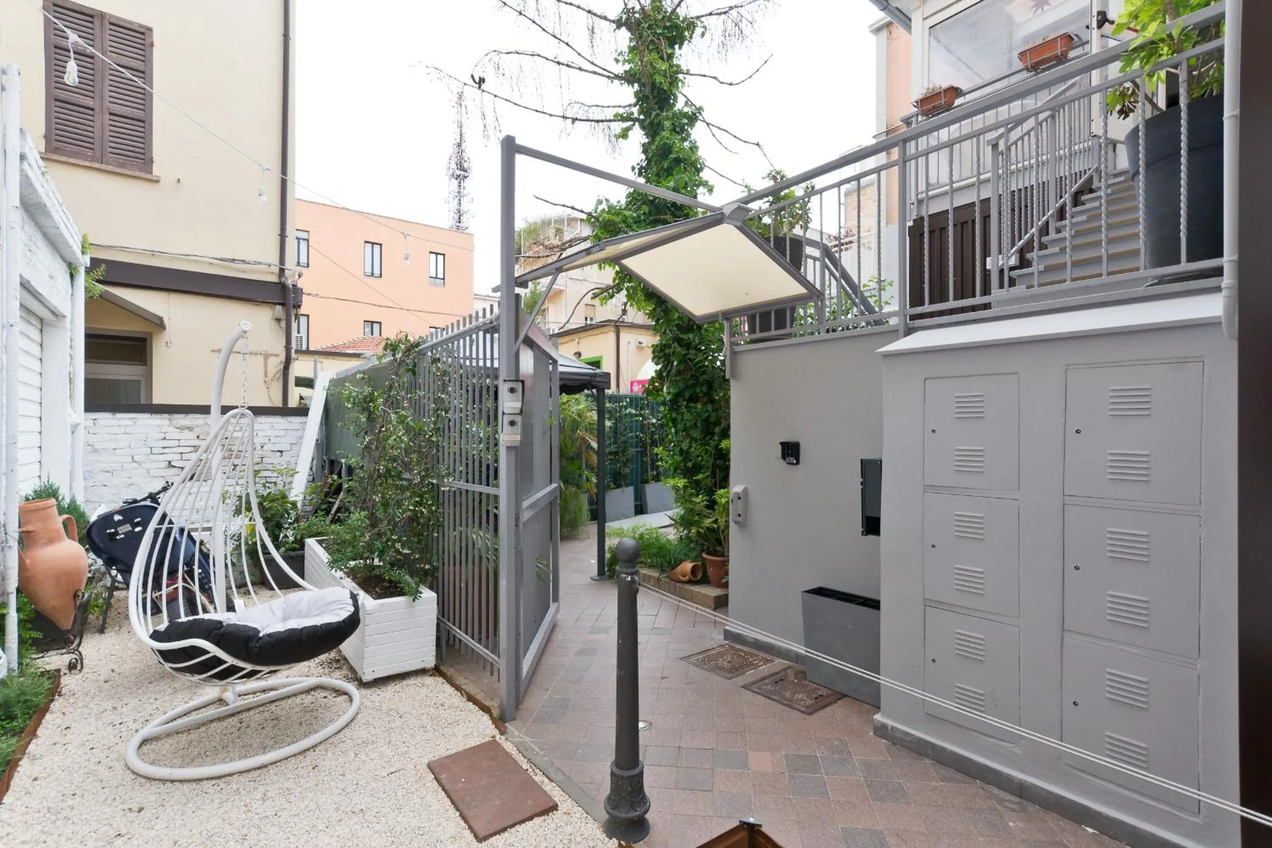 Property building in New Pescara City b&b