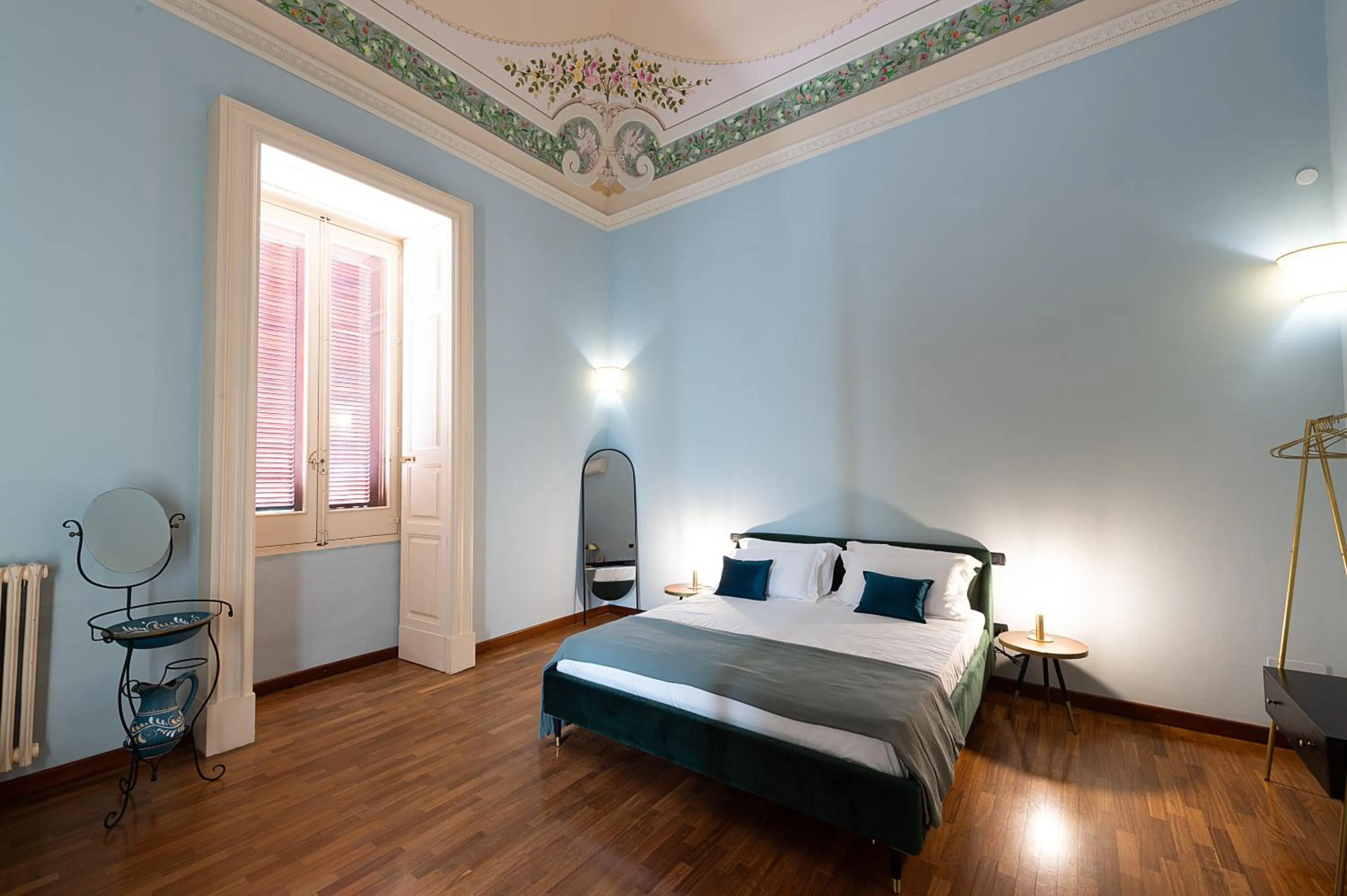 Photo of the whole room, Bed in Palazzo Francesco Grassi