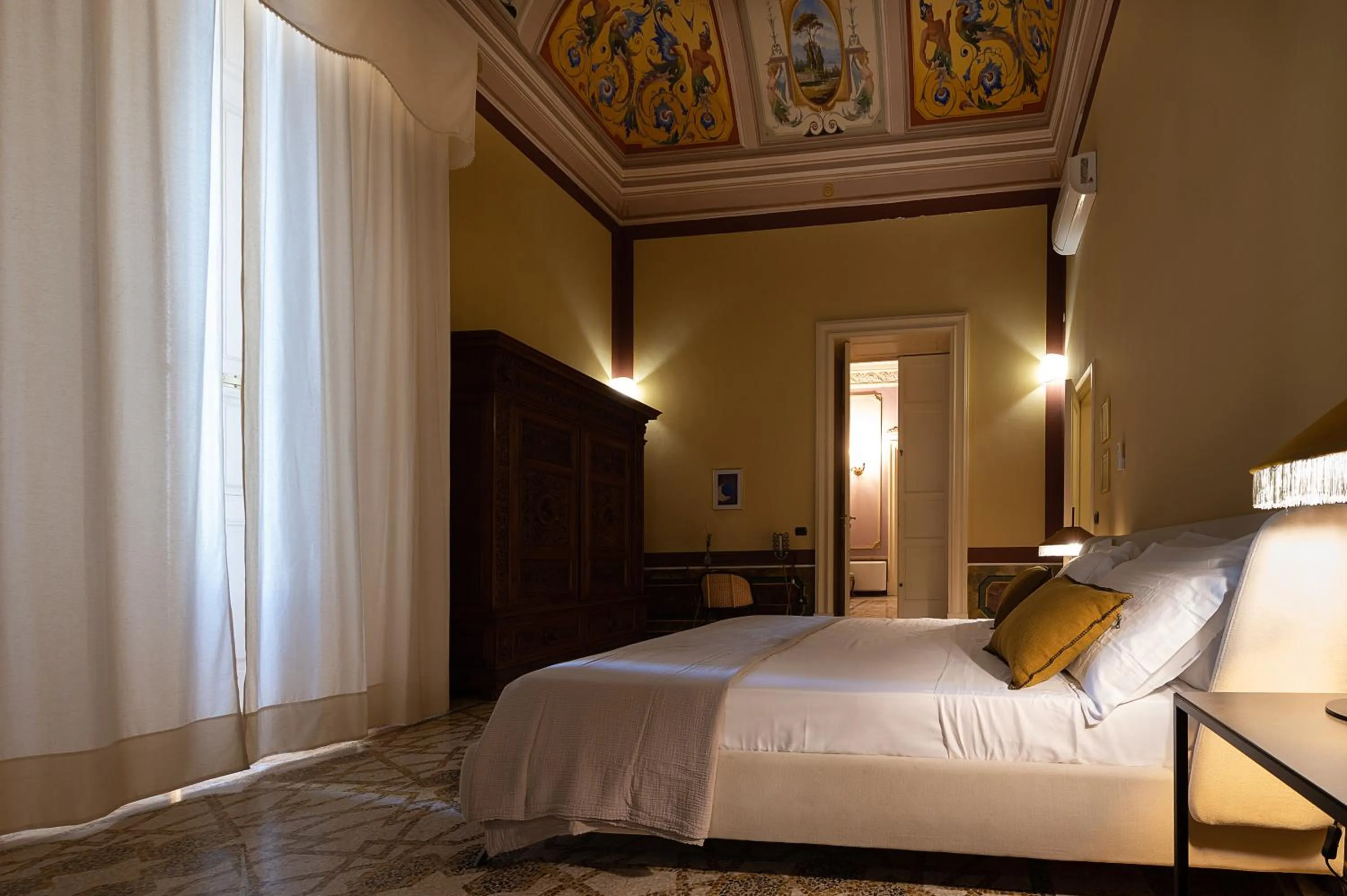 Photo of the whole room, Bed in Palazzo Francesco Grassi