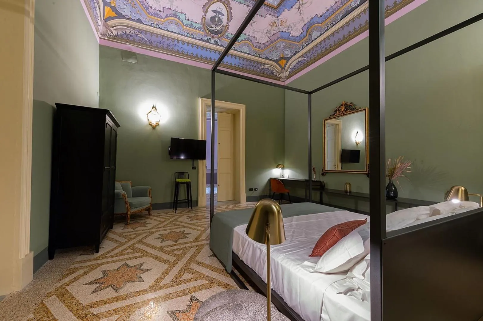 Photo of the whole room, Bed in Palazzo Francesco Grassi