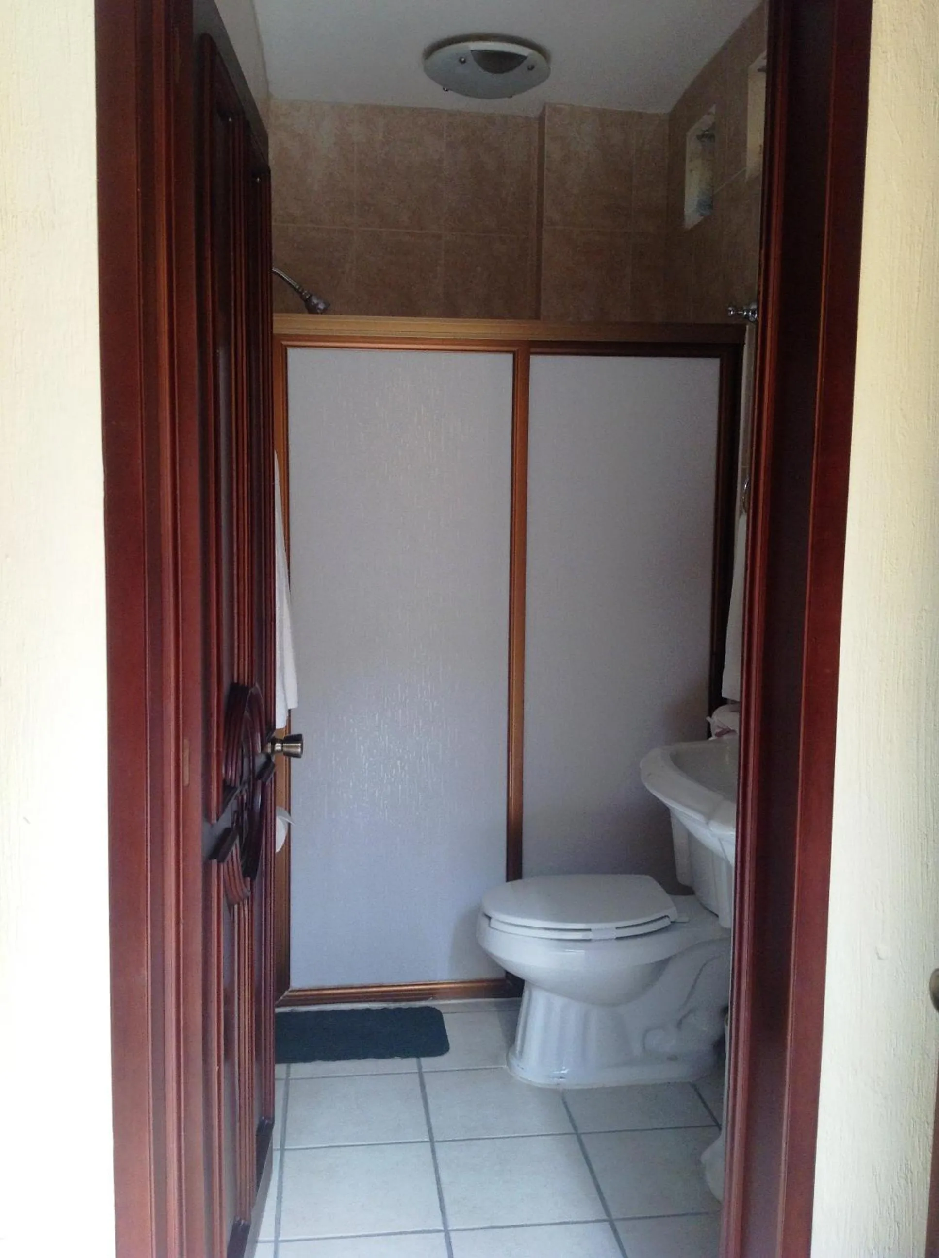 Bathroom in Plaza Jardin