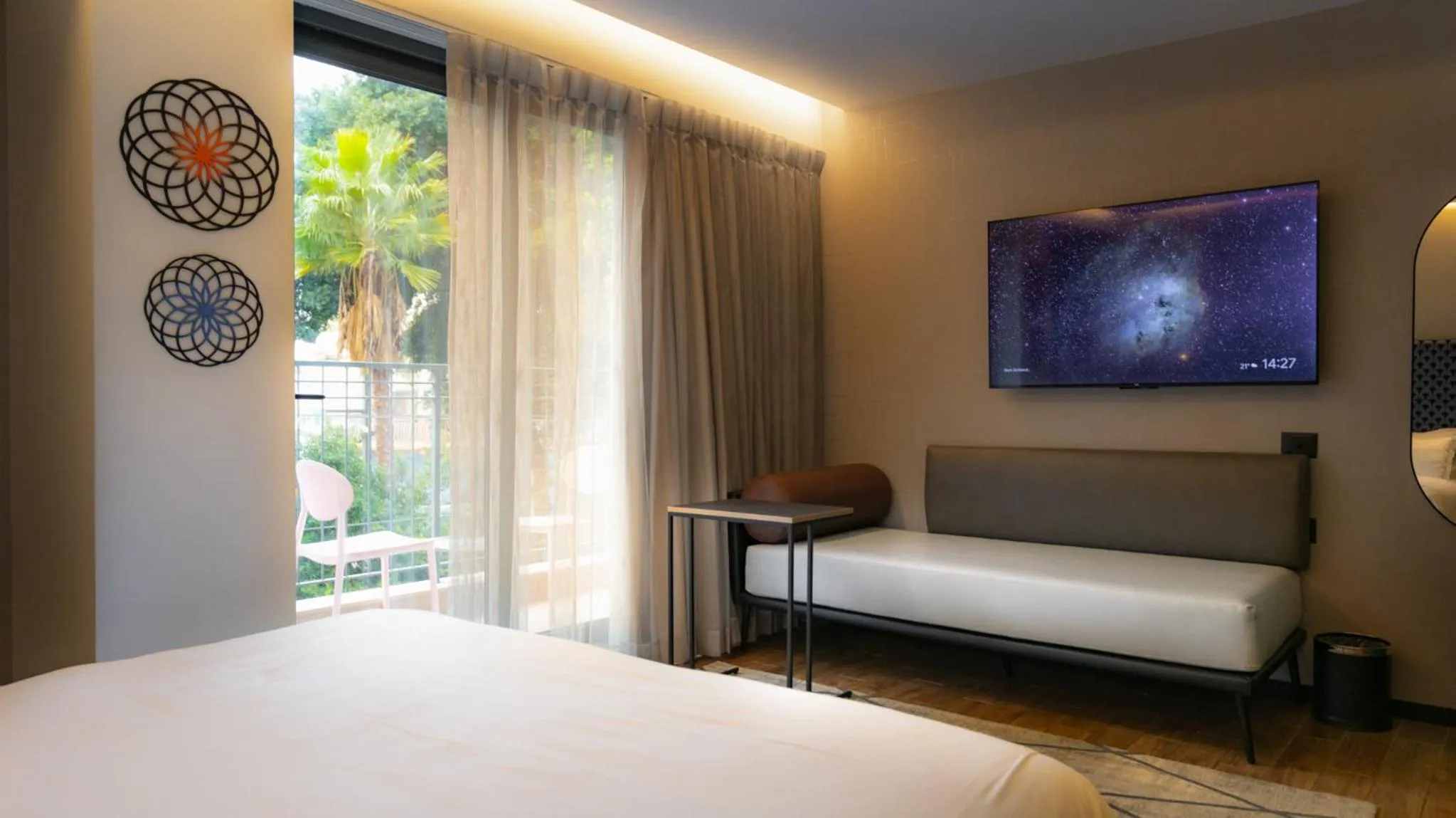 TV and multimedia, Bed in ABBA Hotel Tel Aviv-Yafo - Formerly Numa