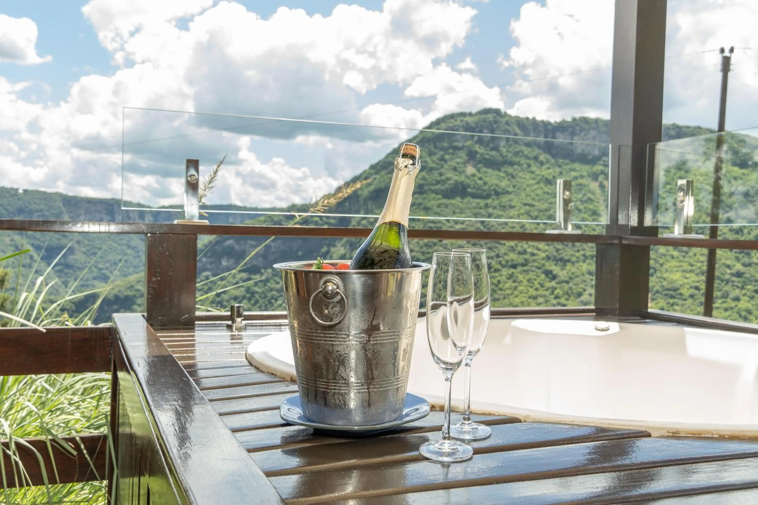 Hot Tub in Valle Ristretto - Exclusivo para Casais