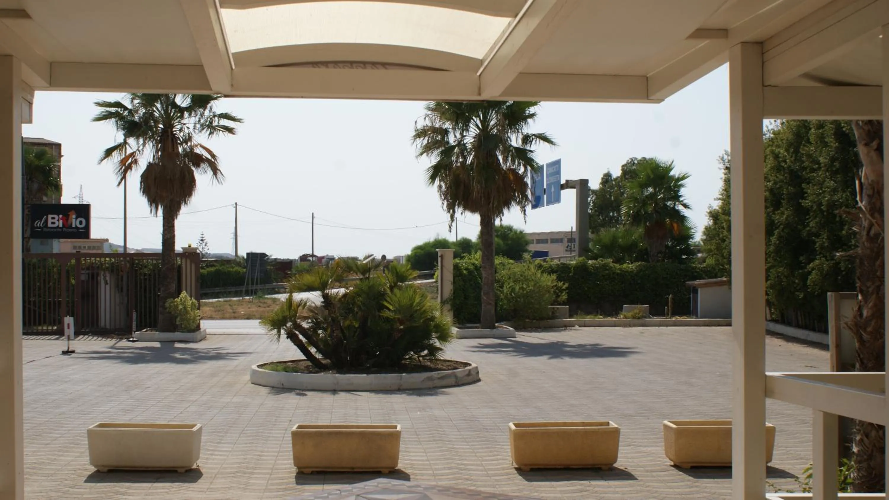 Property building in Mimí Hotel