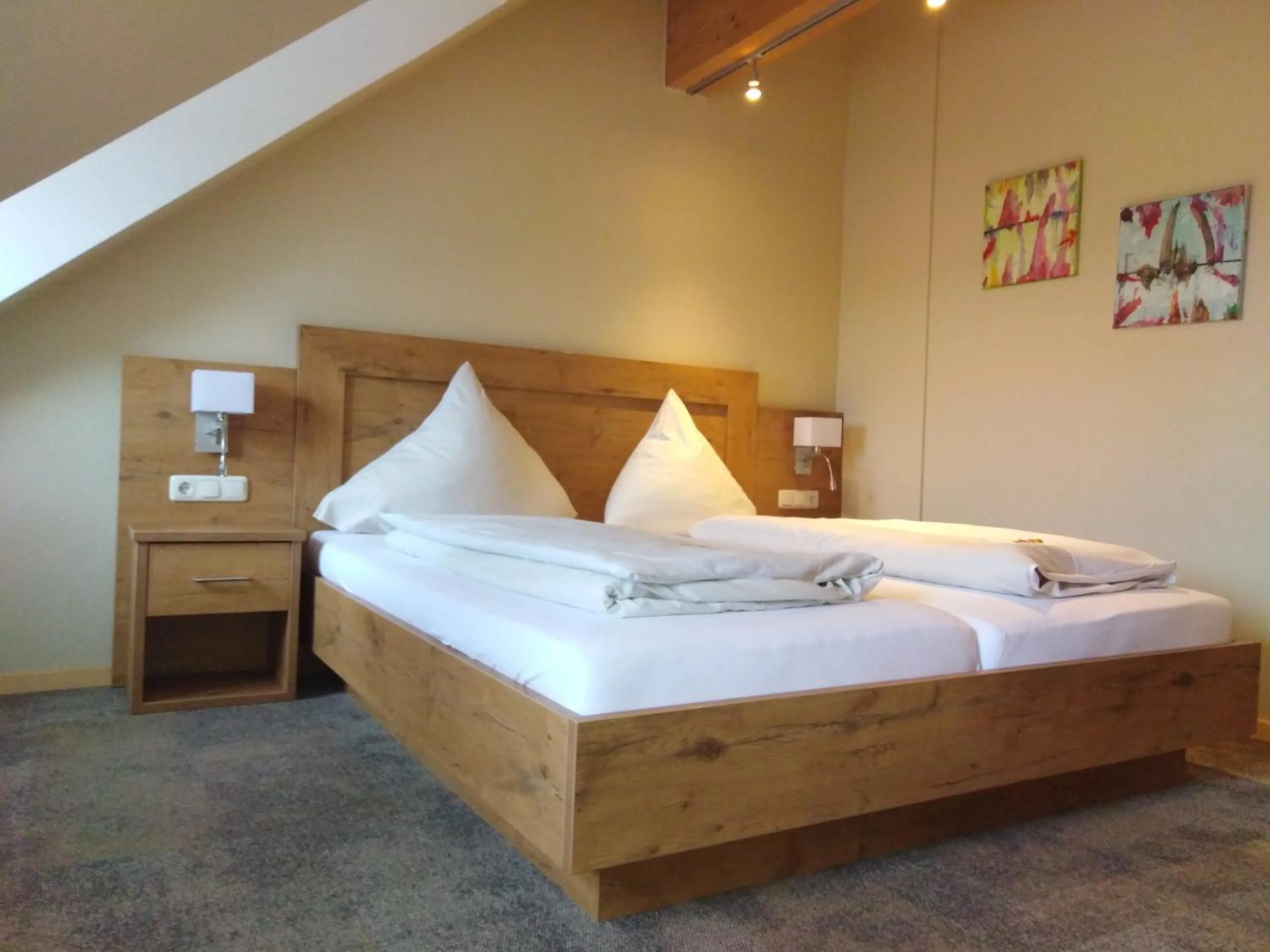 Photo of the whole room, Bed in Hotel Daimerwirt