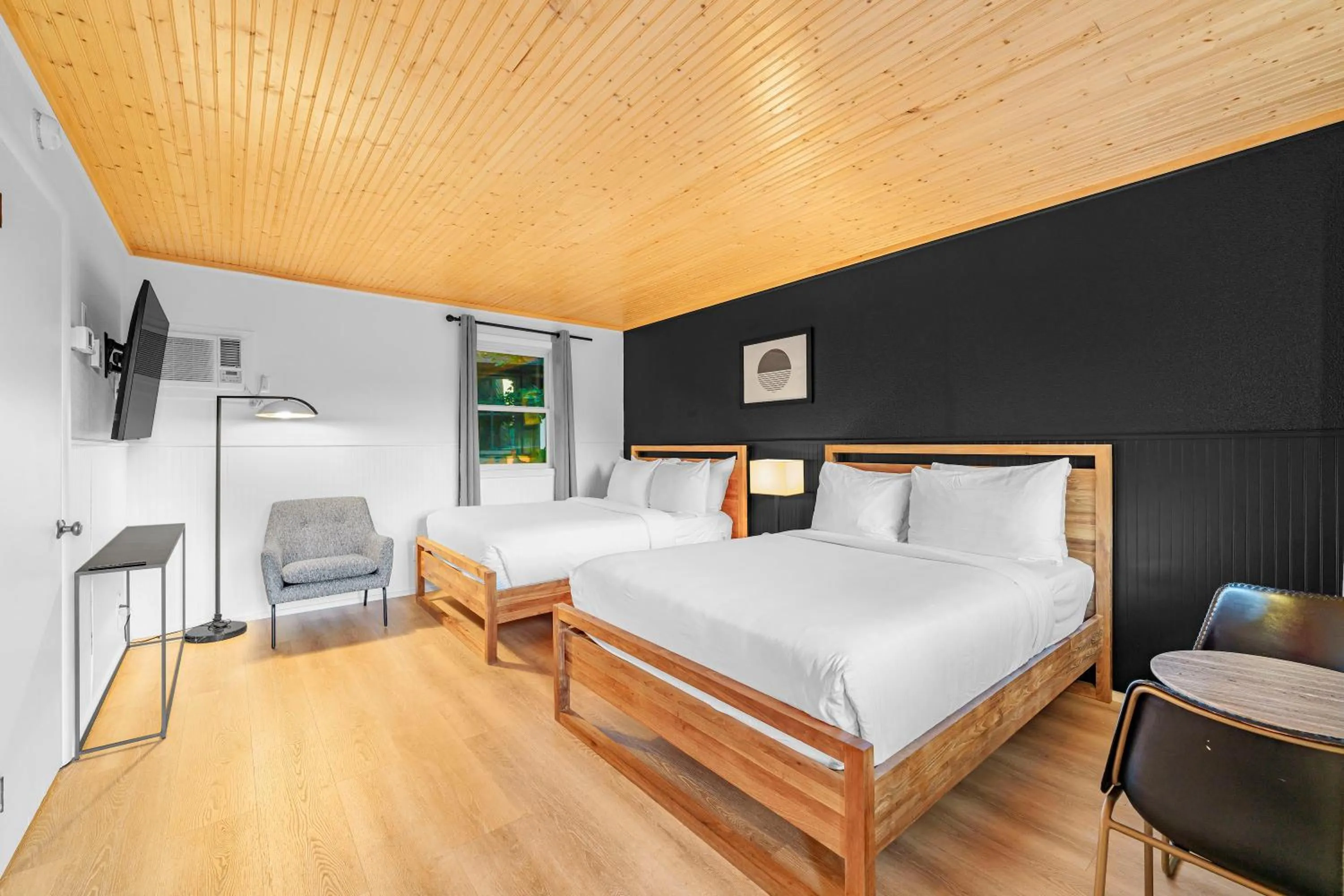 Bed in Placid Bay Hotel