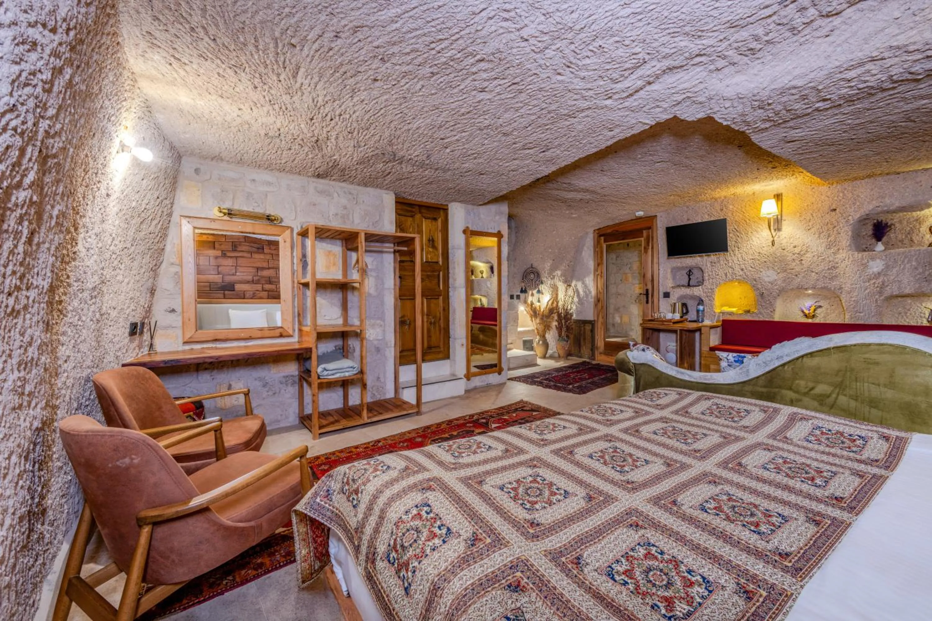 Bed in Vasıl Cave Hotel