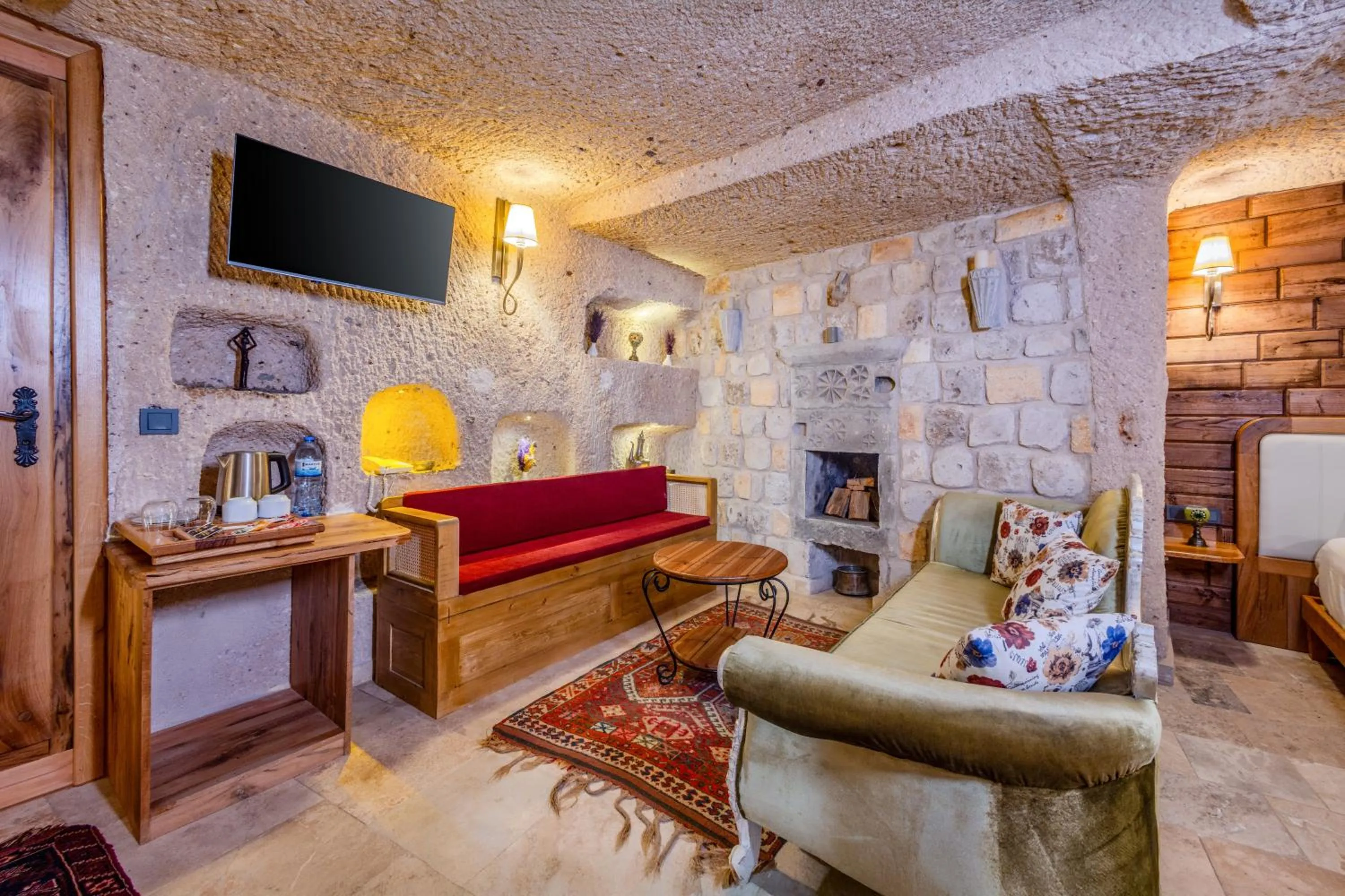 TV and multimedia in Vasıl Cave Hotel