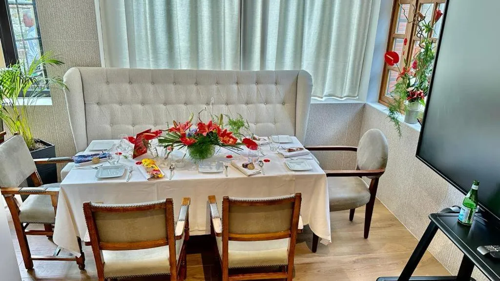 Restaurant/places to eat in Hôtellerie Du Bas-Bréau