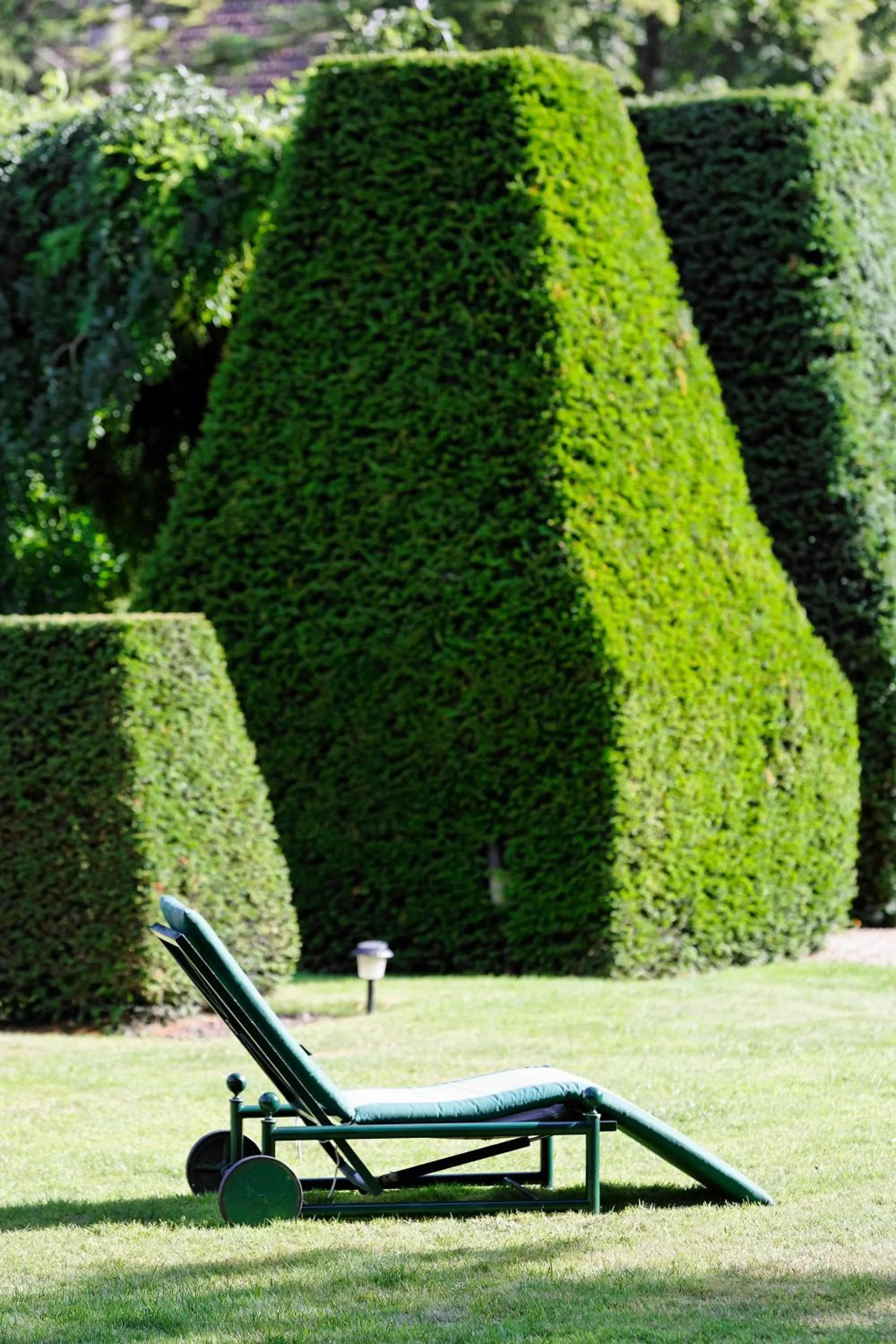 Garden in Hôtellerie Du Bas-Bréau