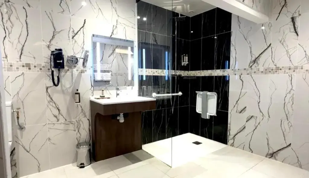 Superior Room in Hôtellerie Du Bas-Bréau Superior Room in Hôtellerie Du Bas-Bréau