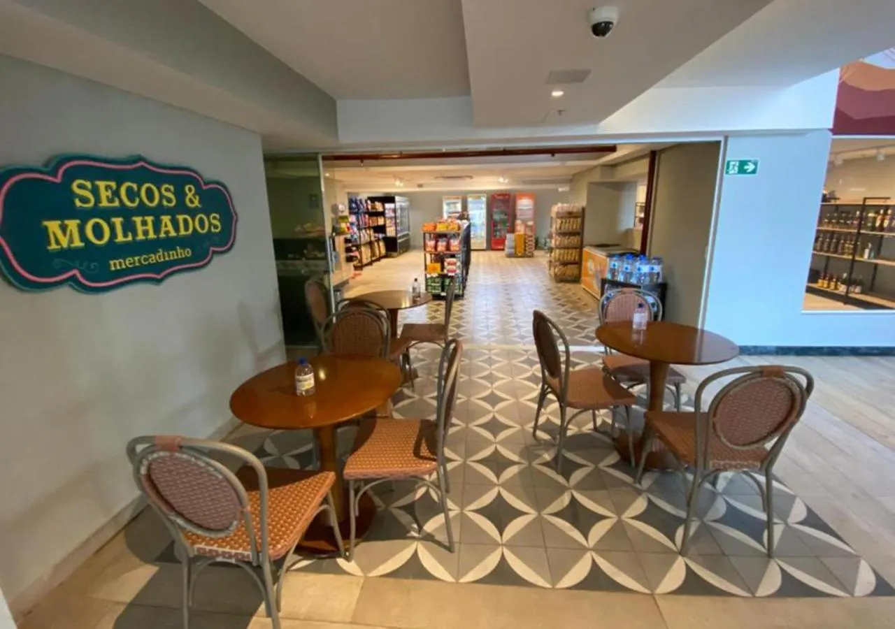 Supermarket/grocery shop in Hot Beach Suites