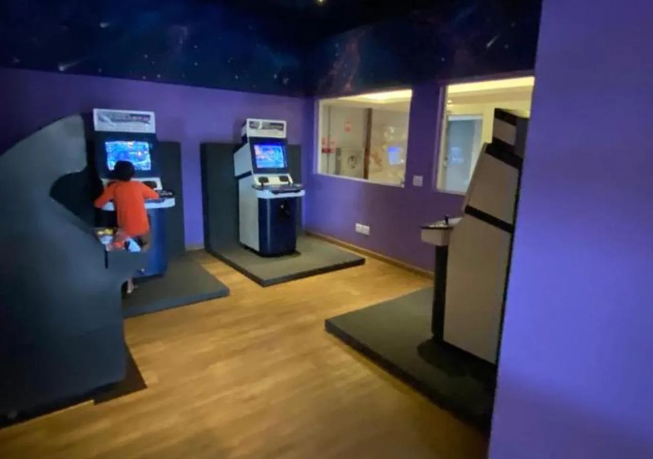 Game Room in Hot Beach Suites