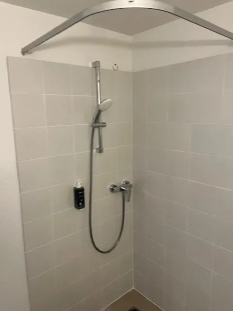 Bathroom in Brit Hotel Essentiel Millau