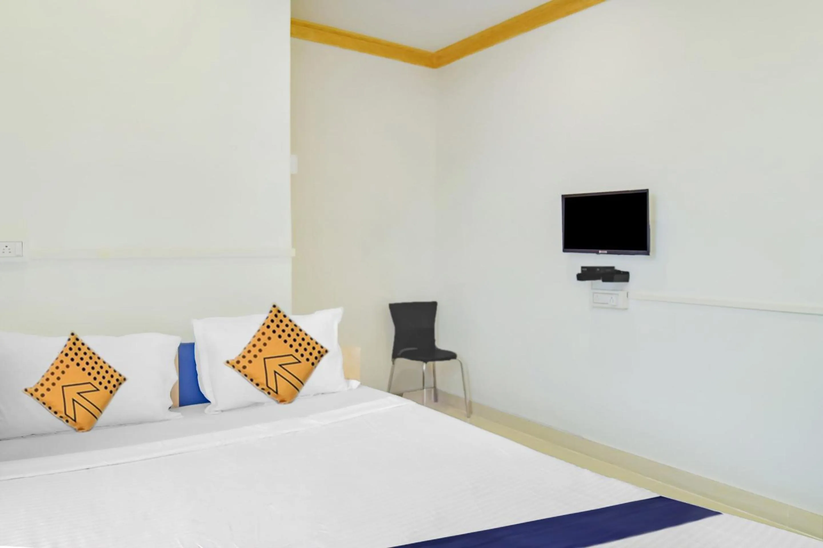 Bedroom, Bed in SPOT ON Nirvaan Guest House