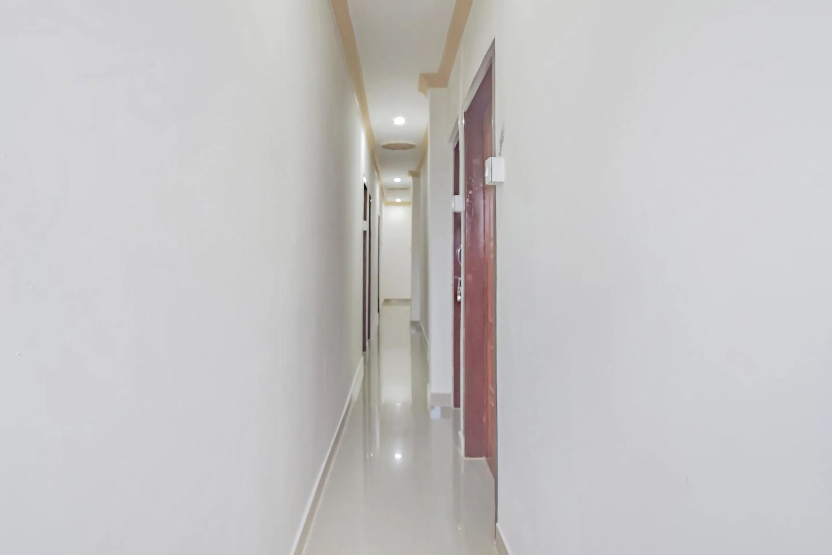 Lobby or reception in SPOT ON Nirvaan Guest House