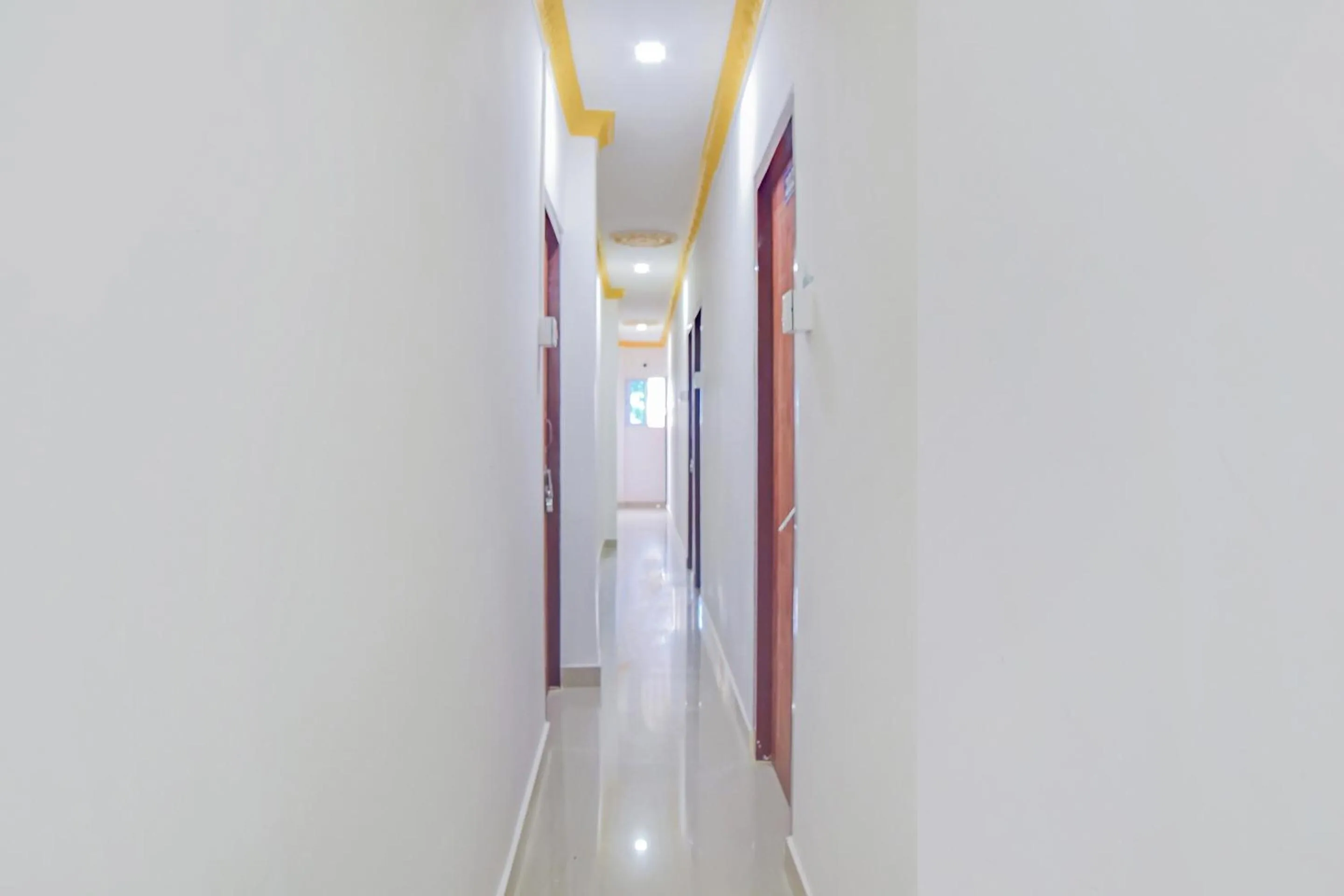 Lobby or reception in SPOT ON Nirvaan Guest House