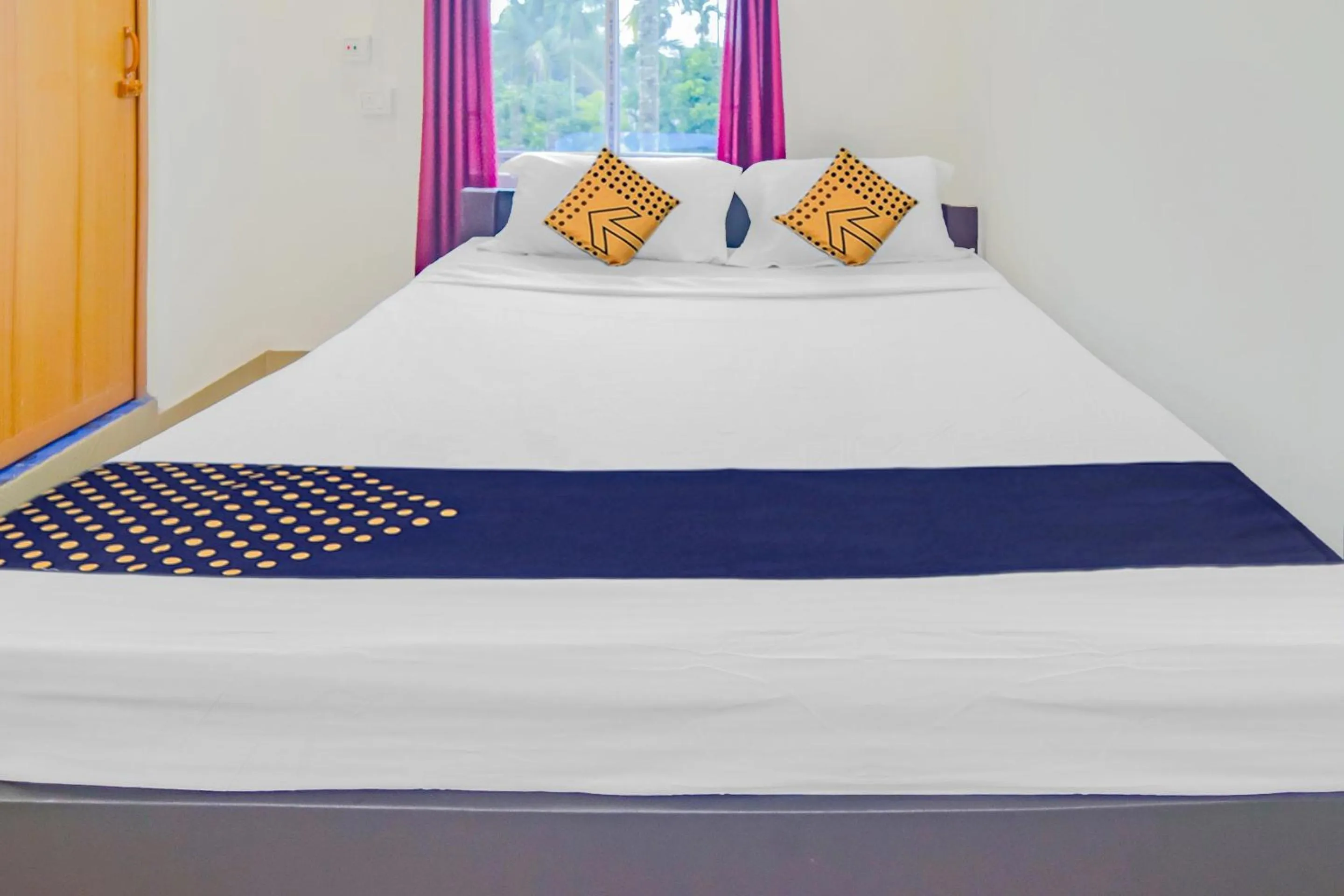 Bedroom, Bed in SPOT ON Nirvaan Guest House