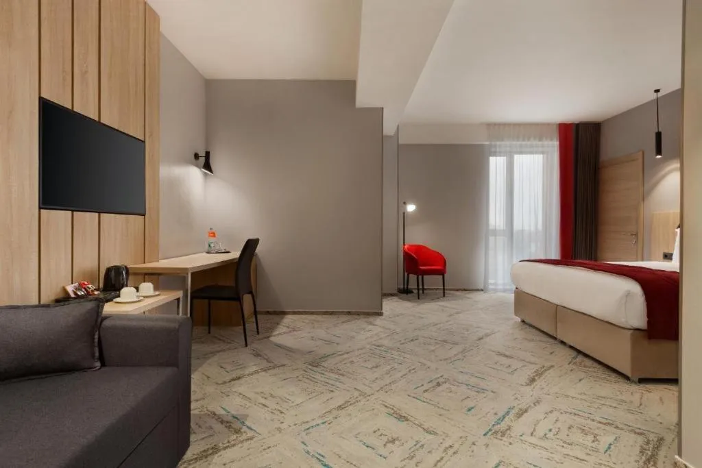 Bed in Ramada by Wyndham Targu Jiu