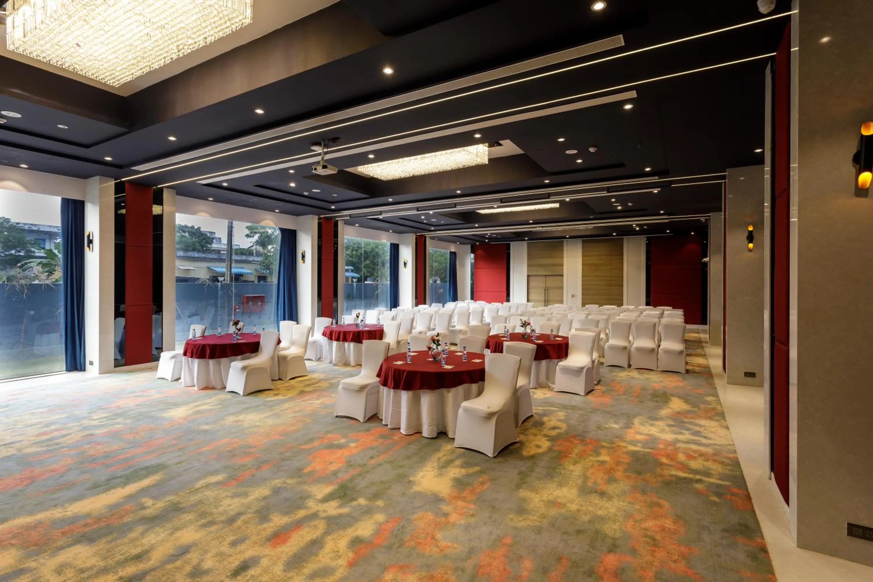 Banquet/Function facilities in Svenska Design Hotel Kakinada