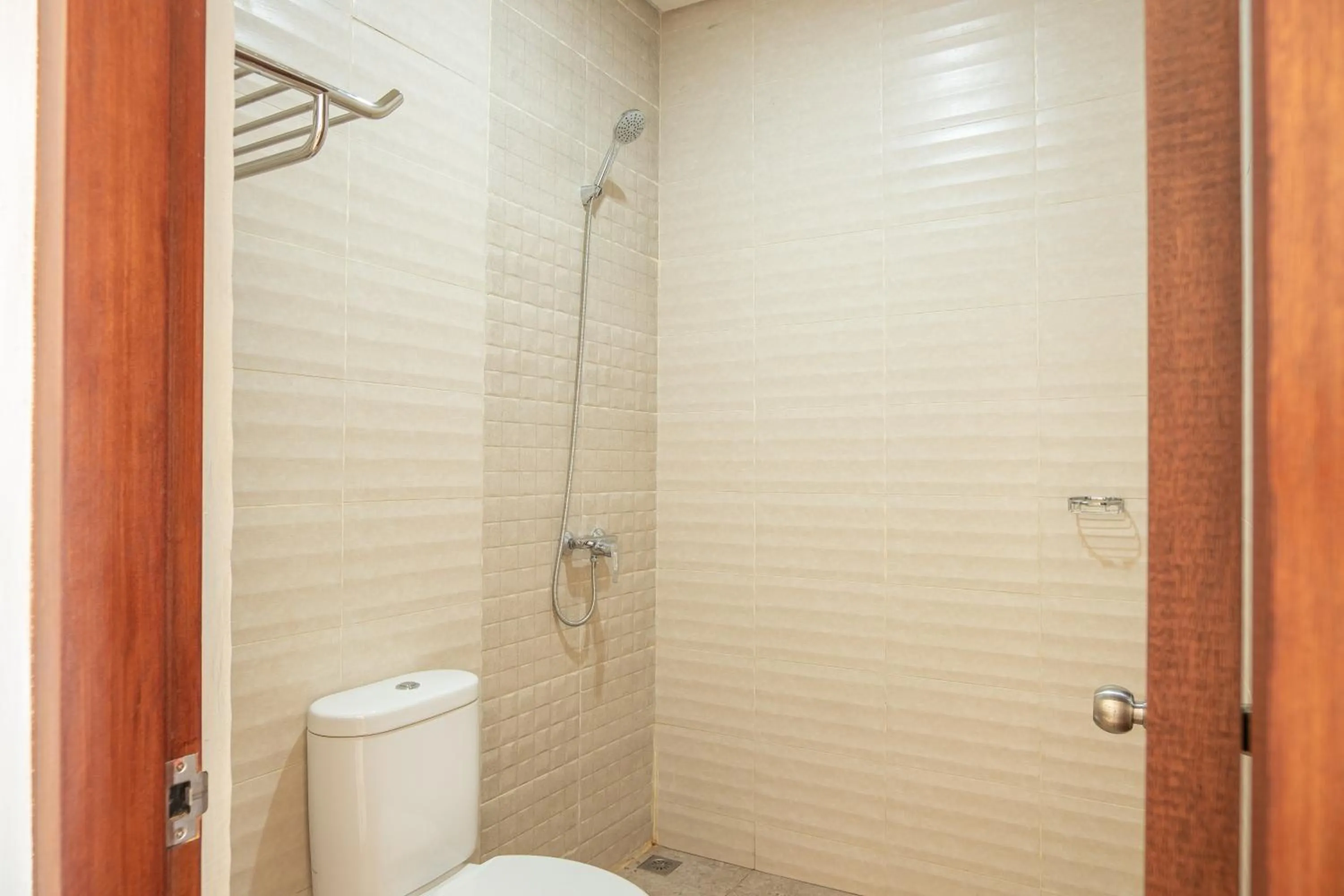 Bathroom in Mupu Jana G.House Keramas