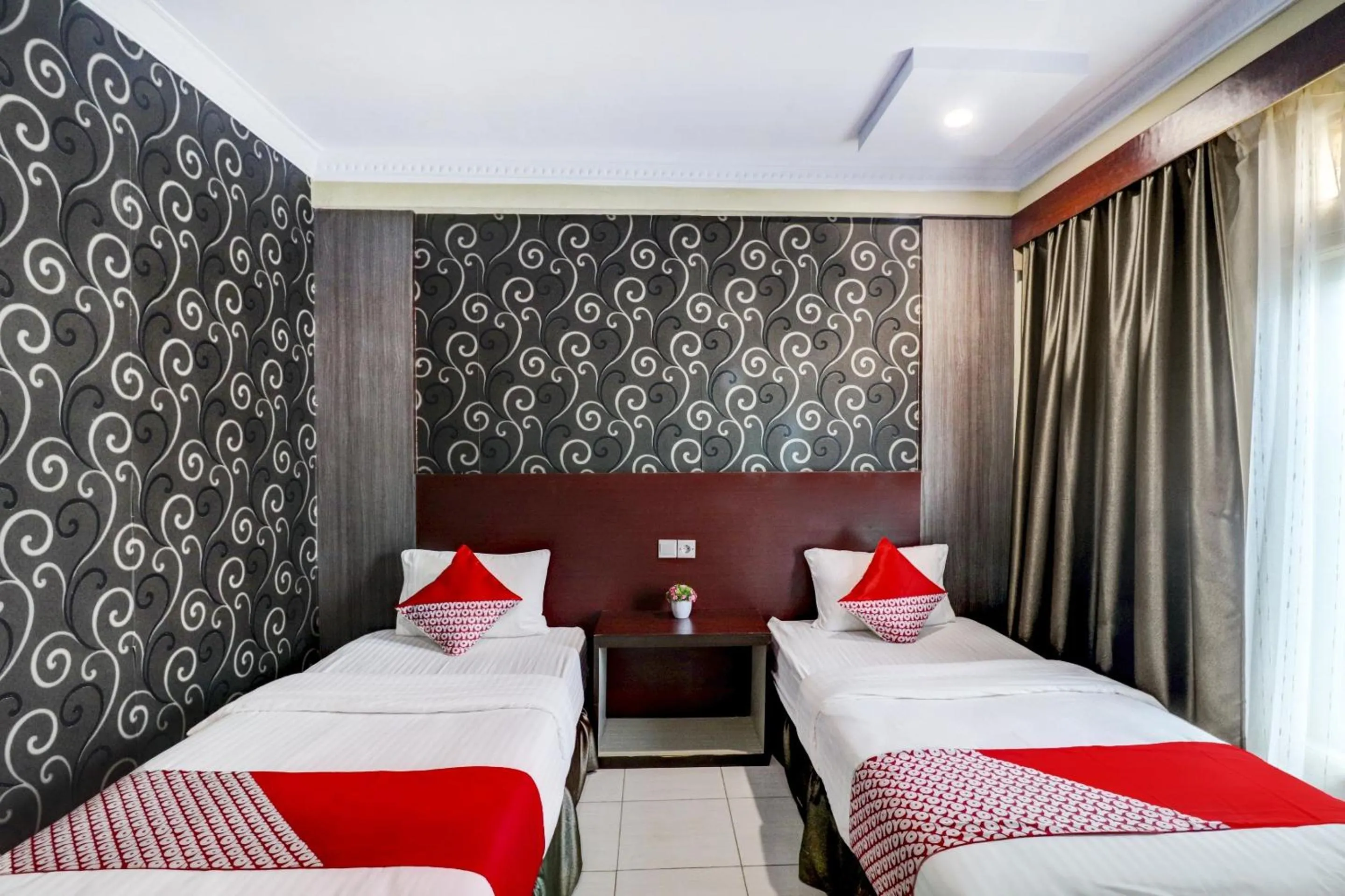 Bedroom in Collection O 90564 Hotel Merangin Syariah