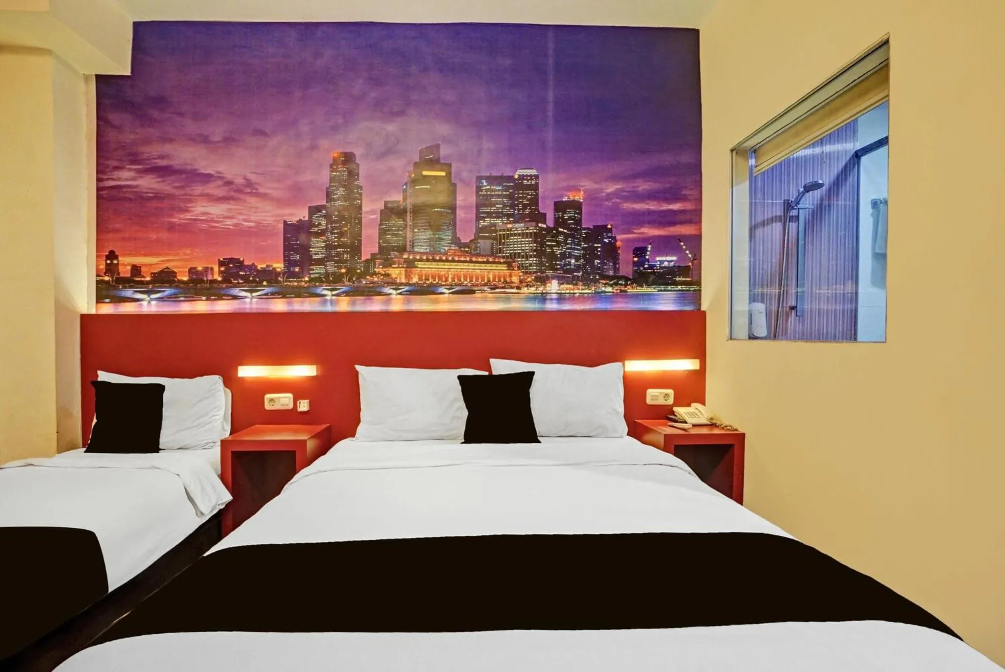 Bedroom, Bed in Townhouse Oak Malang near ITN Malang formerly Fariz Hotel Singosari