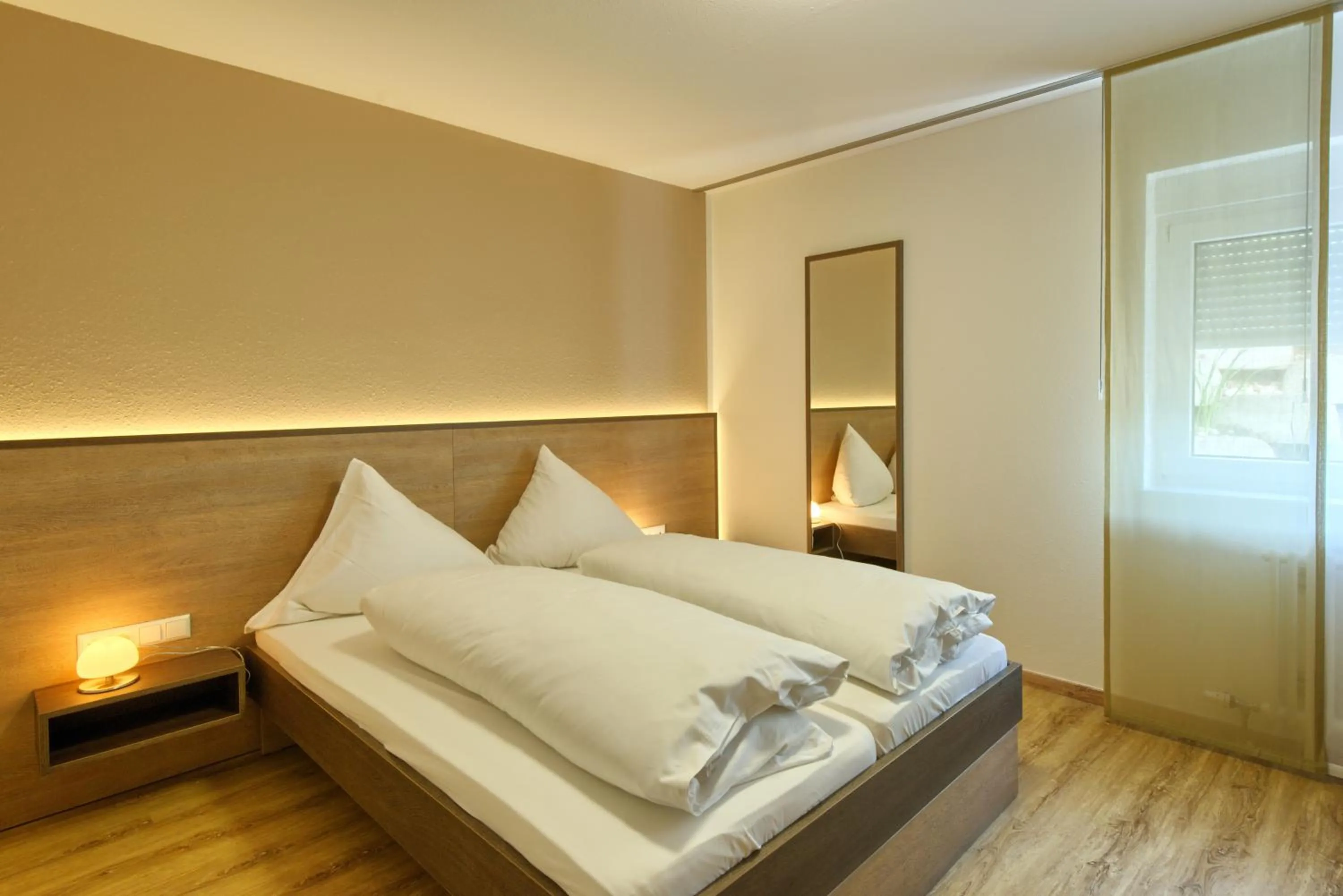 Photo of the whole room, Bed in Hotel Mythos