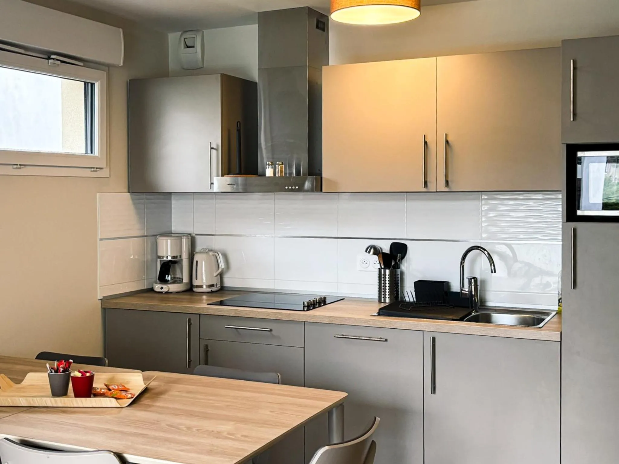 Kitchen or kitchenette in Les Boréales - Appart'hotel & Restaurant