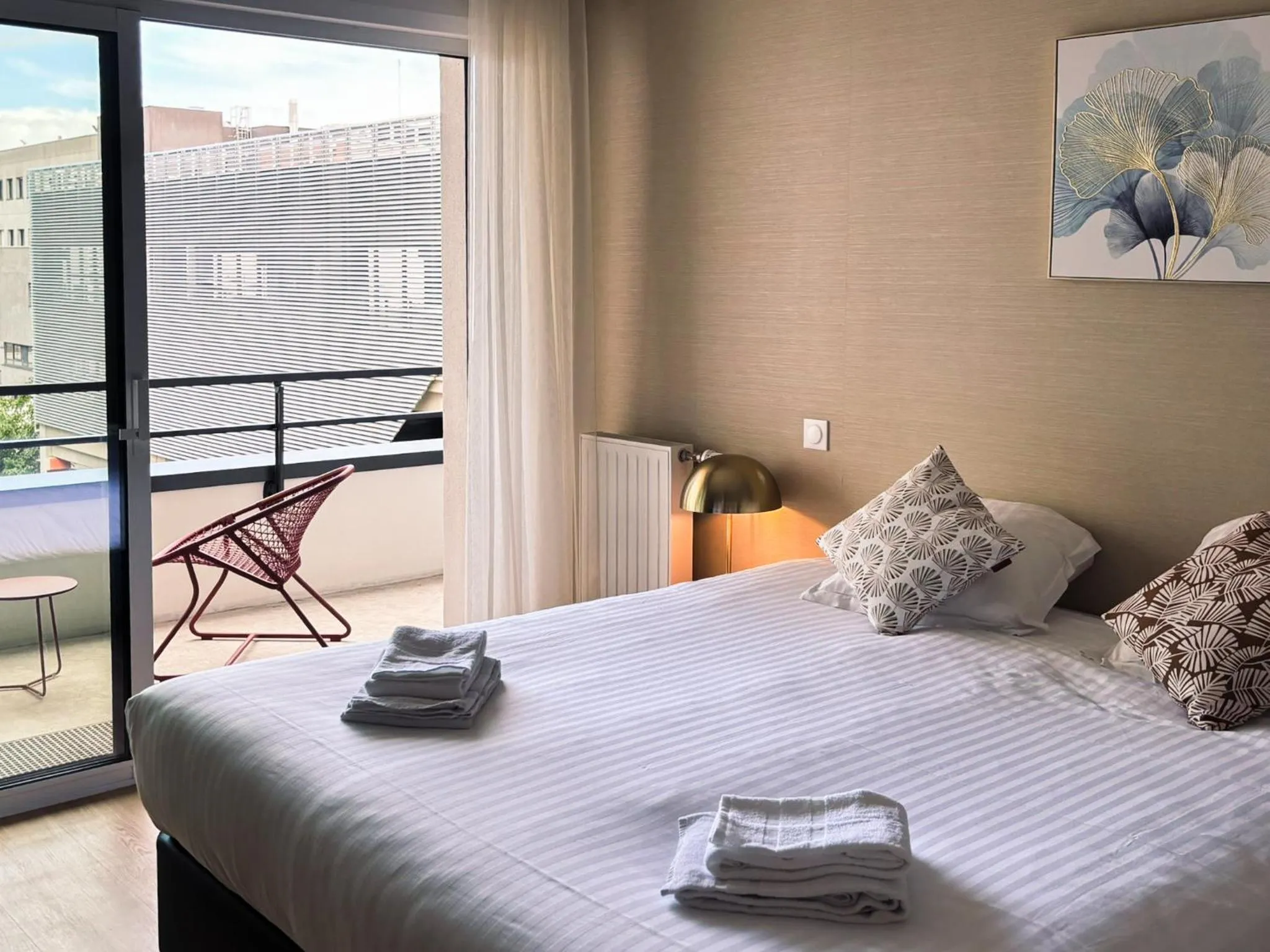 Bed in Les Boréales - Appart'hotel & Restaurant