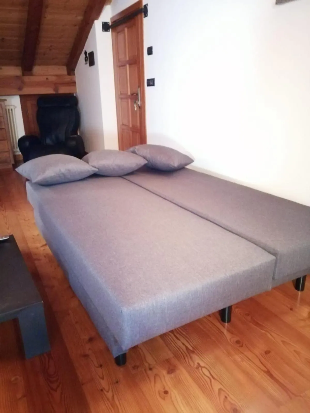 Bed in Mansarda Chanoux CIR n 0027