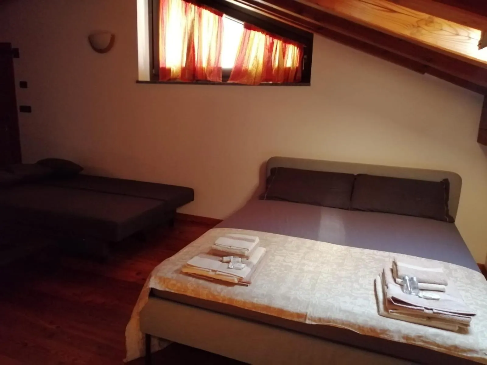 Bed in Mansarda Chanoux CIR n 0027