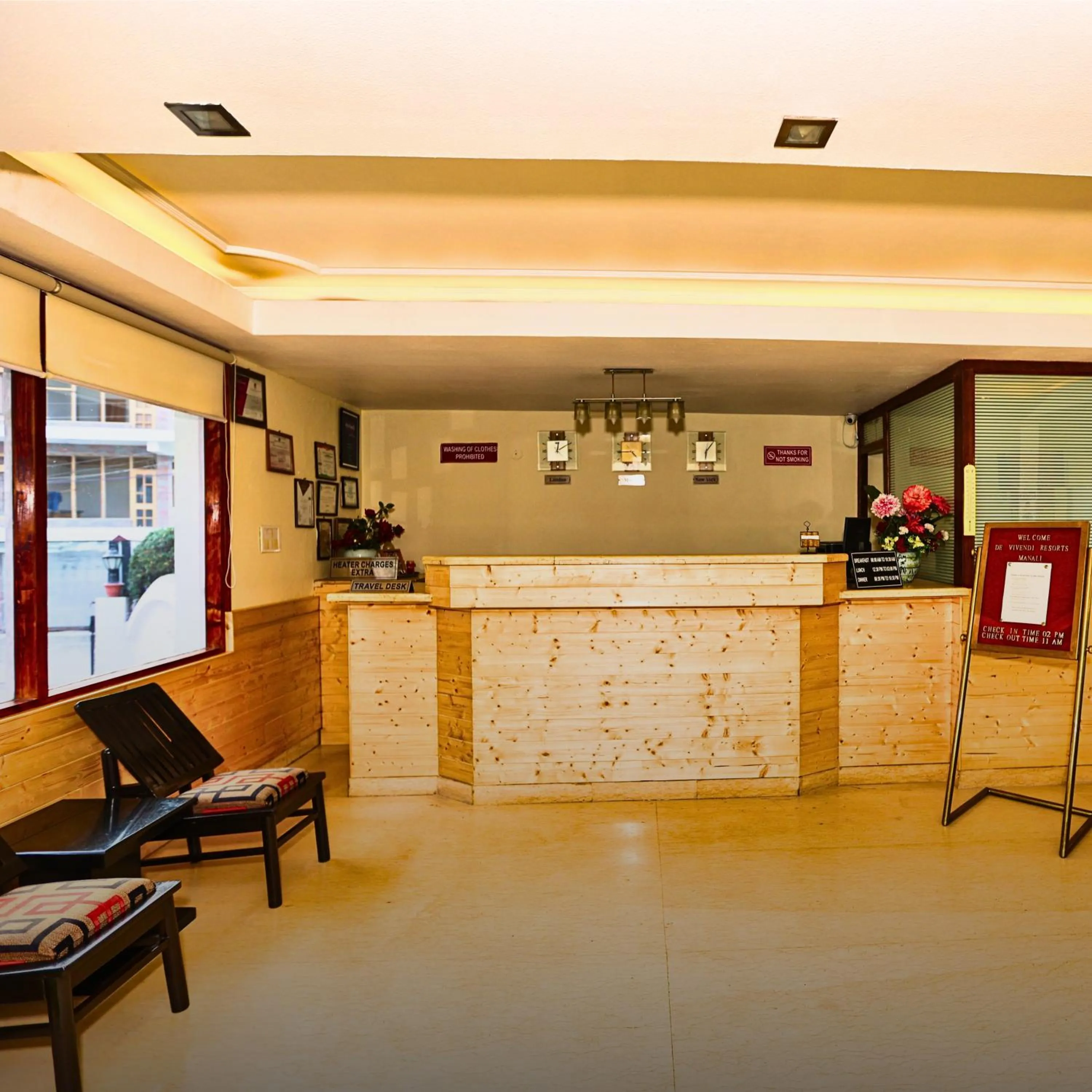 Lobby or reception in De Vivendi Resorts, Manali with 35000 Sqft Open Lawn