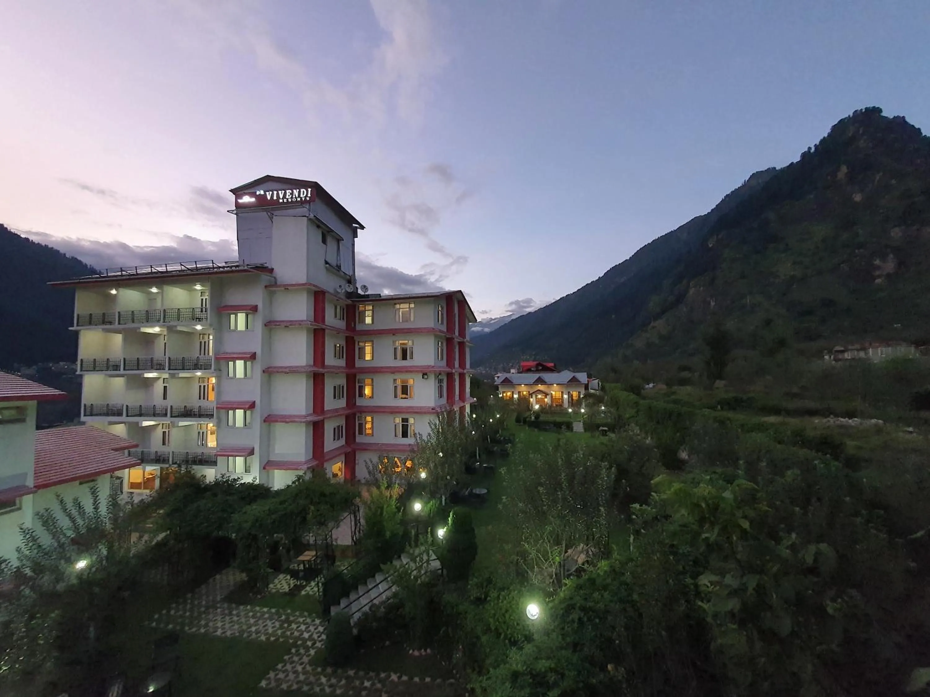 Property building in De Vivendi Resorts, Manali with 35000 Sqft Open Lawn