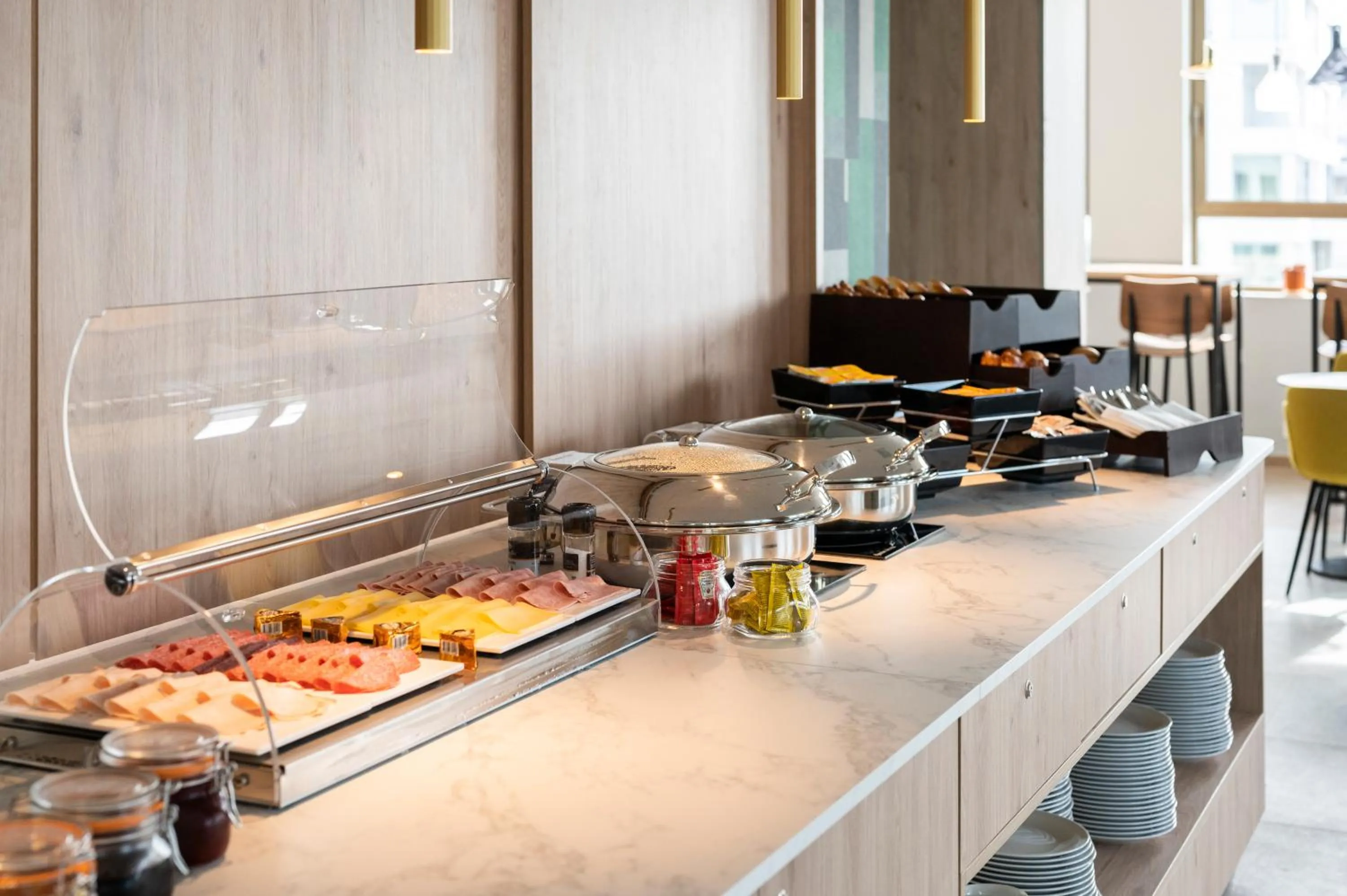 Continental breakfast in B&B HOTEL Antwerpen Centrum