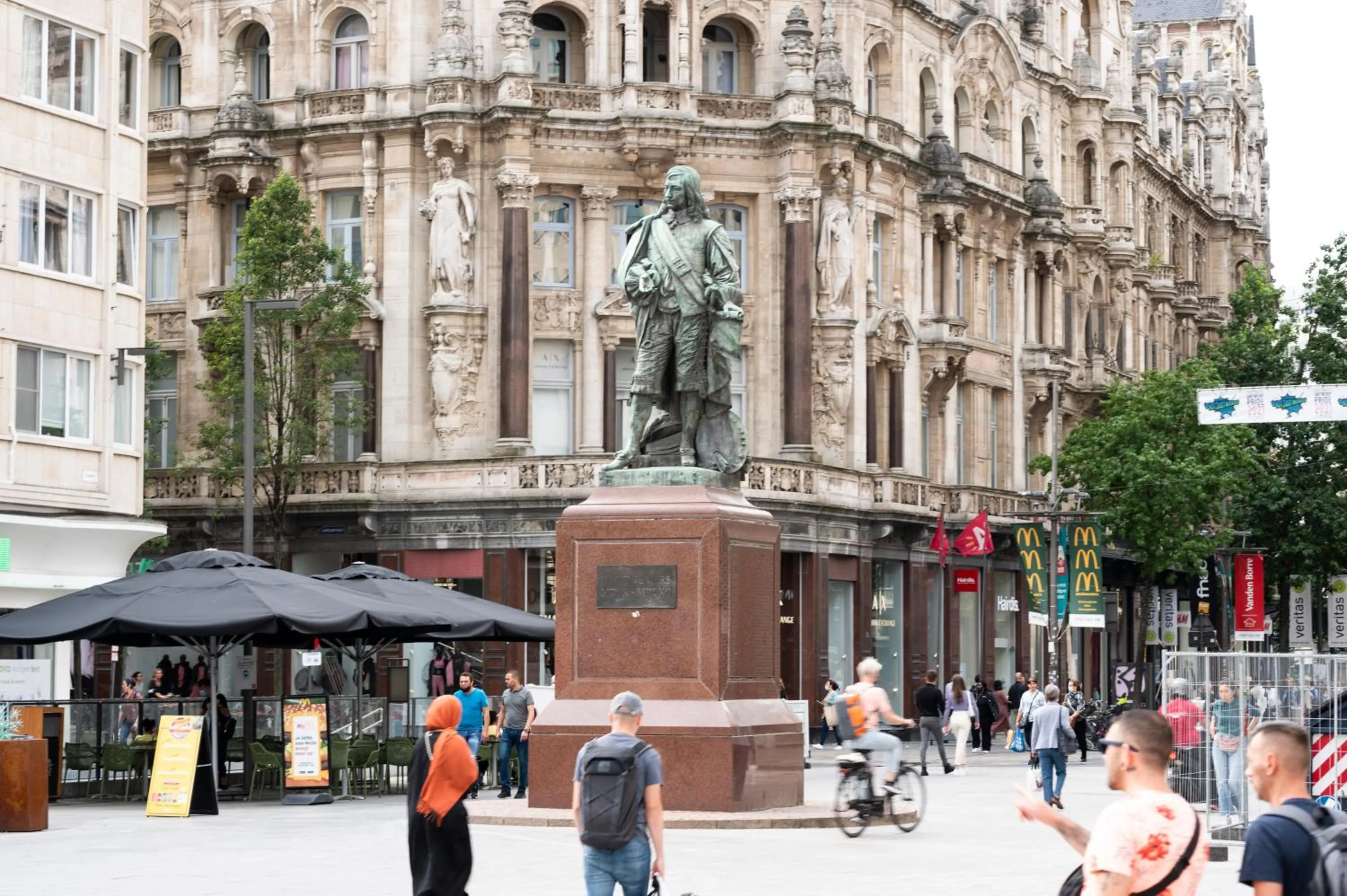 Nearby landmark in B&B HOTEL Antwerpen Centrum