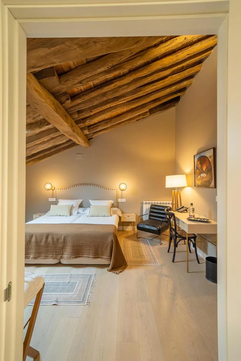 Bed in Hotel Palacio De Luko