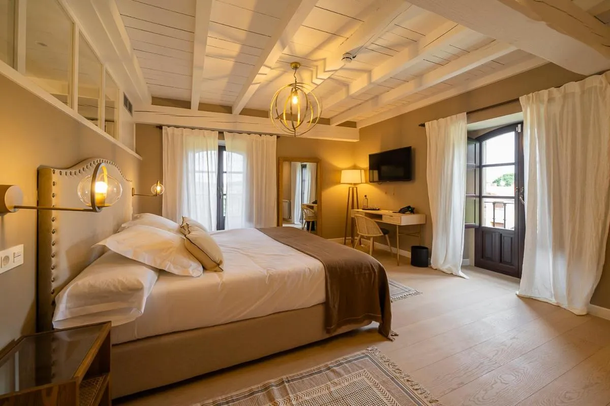 Bed in Hotel Palacio De Luko