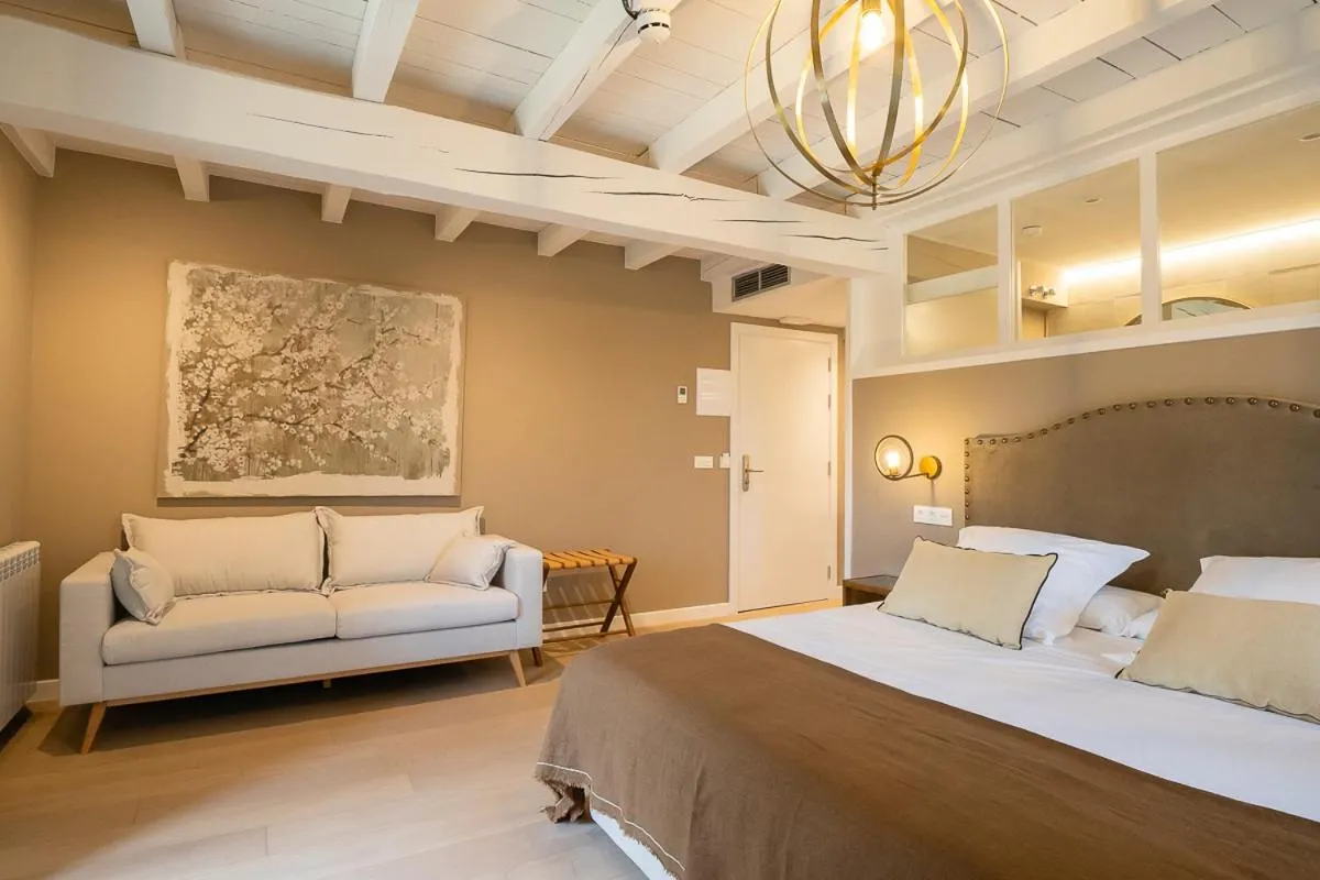 Bed in Hotel Palacio De Luko