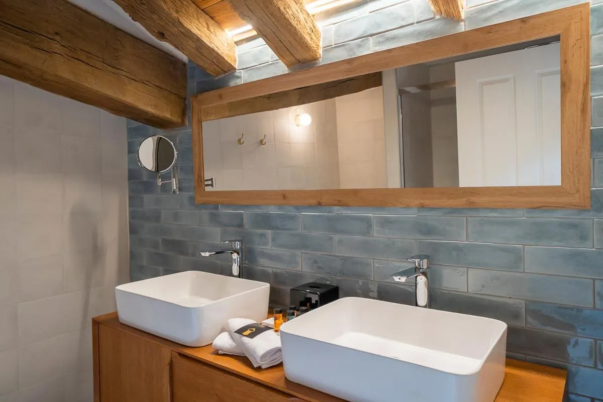 Bathroom in Hotel Palacio De Luko