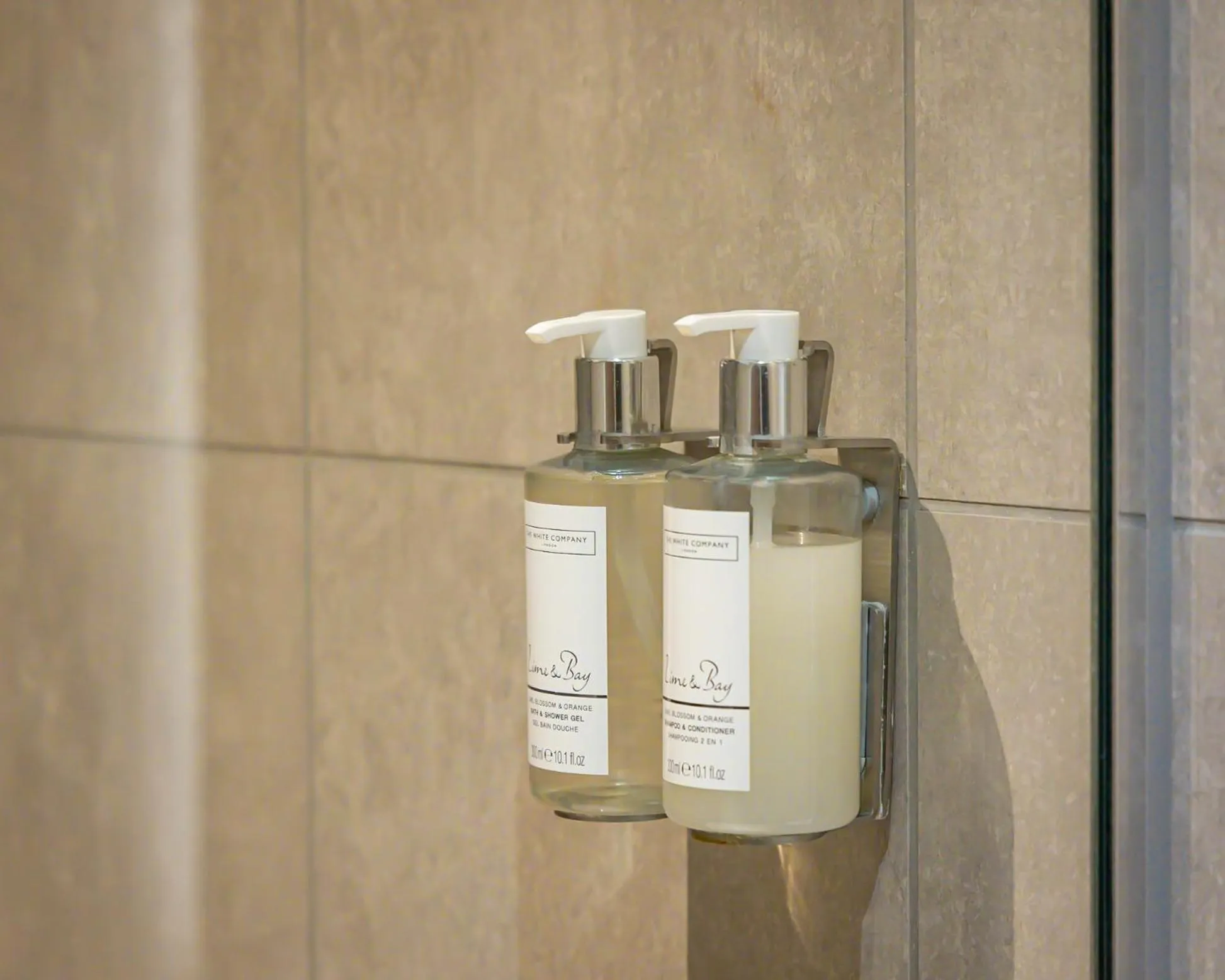 Bathroom in Hotel La Tour