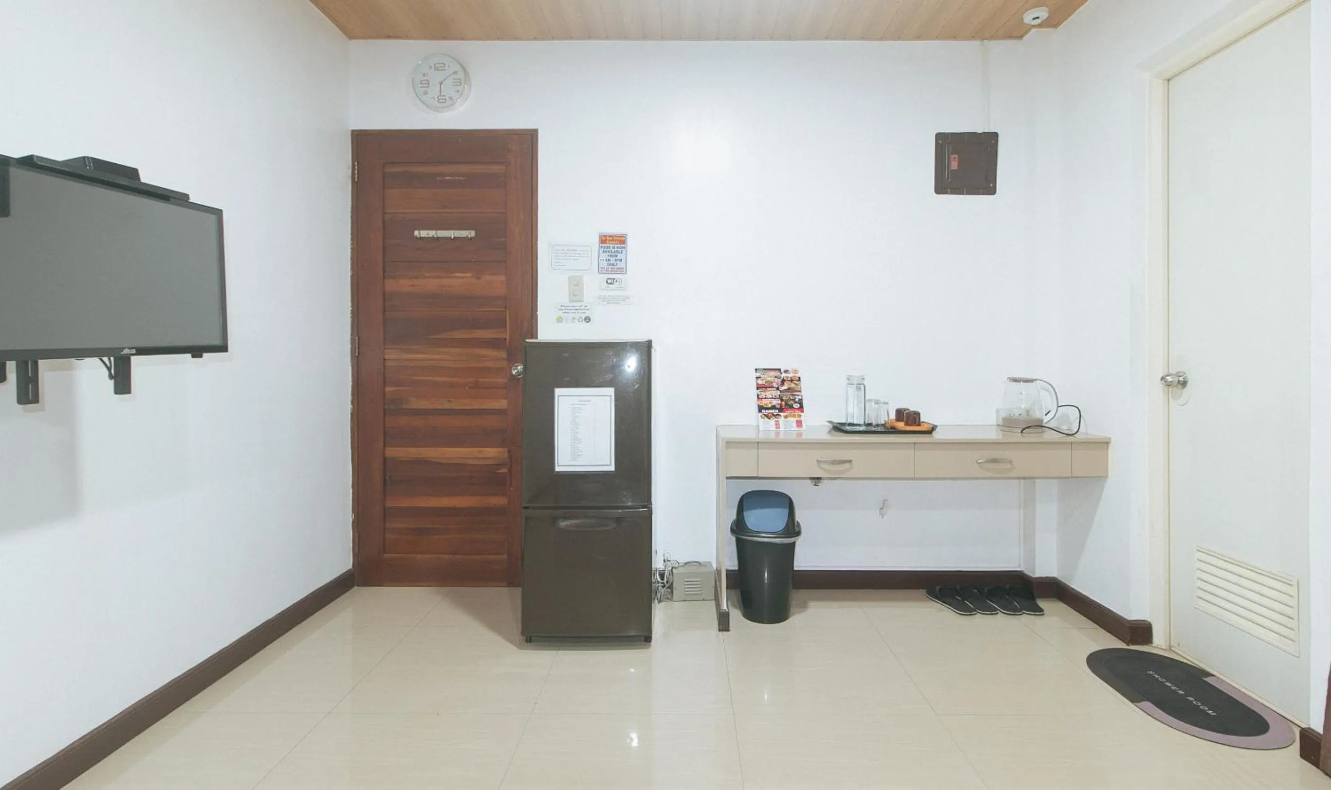 TV and multimedia in RedDoorz at RJs Bldg near Lyceum Gen Trias Cavite