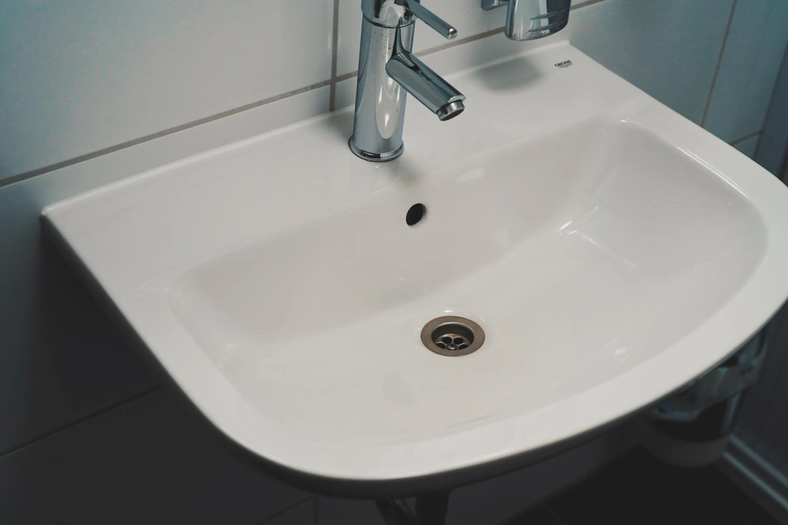 Bathroom in bp24 Hotel Eschweiler