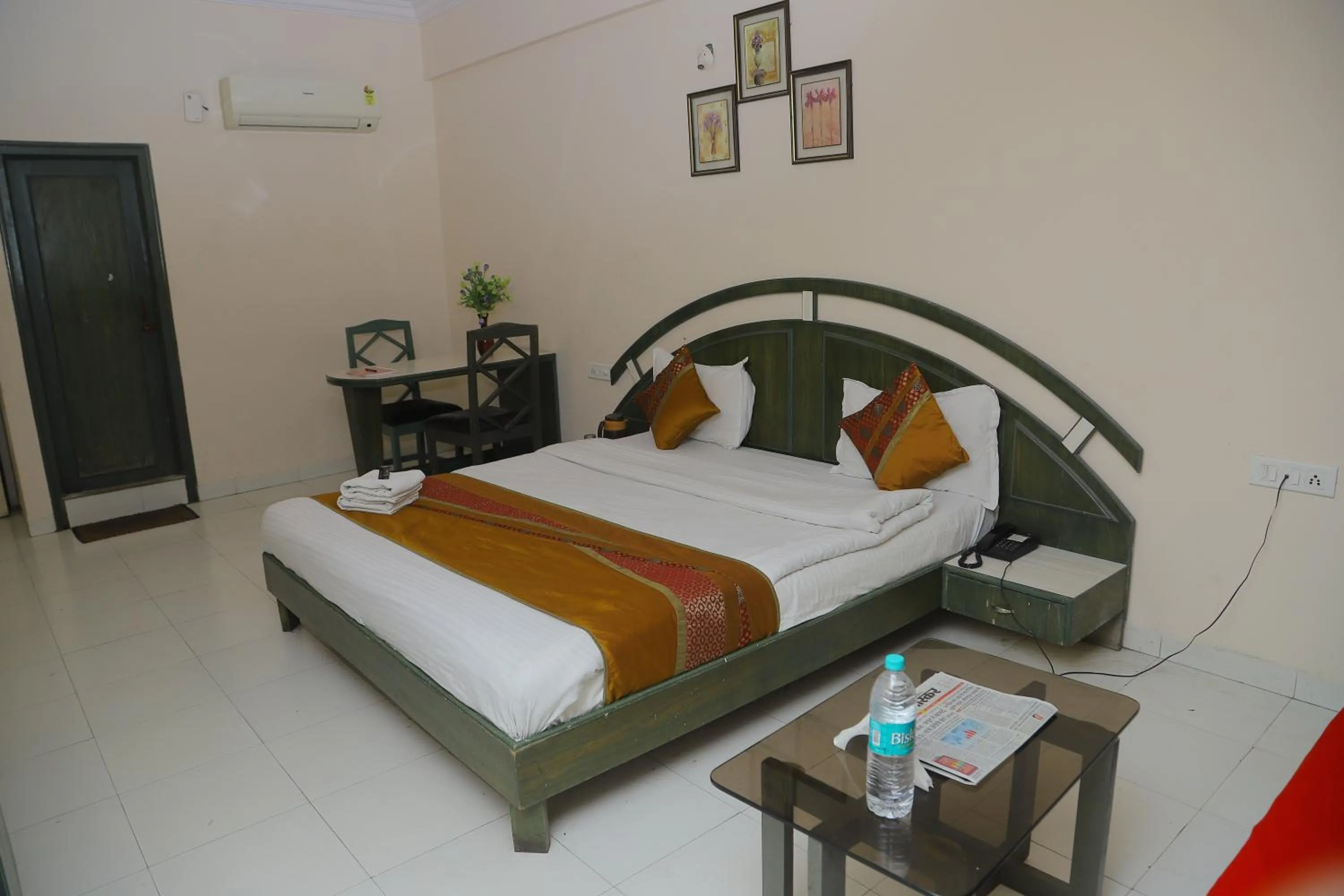 Bed in Hotel Grand Tower