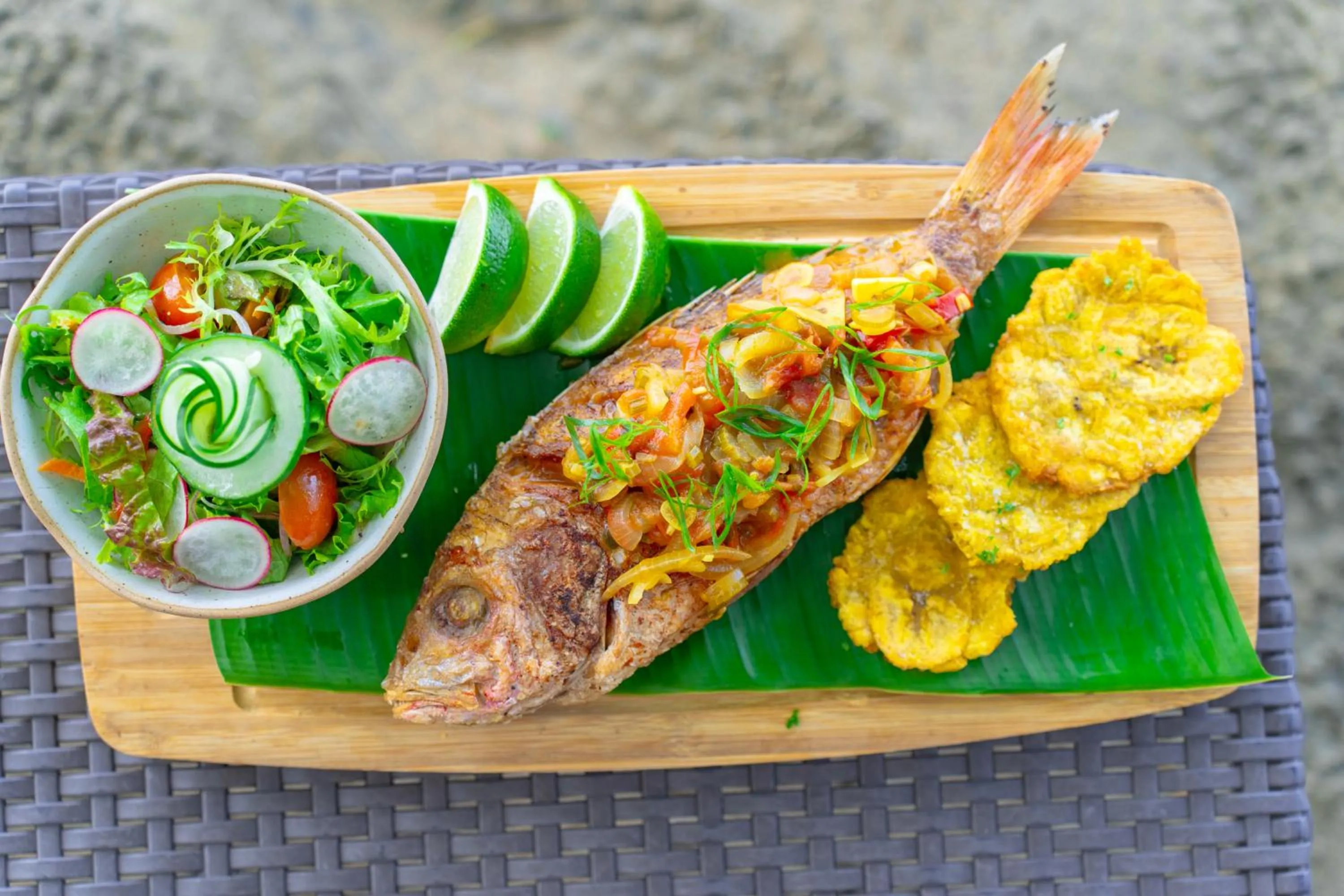 Restaurant/places to eat in awā Beachfront Hotel