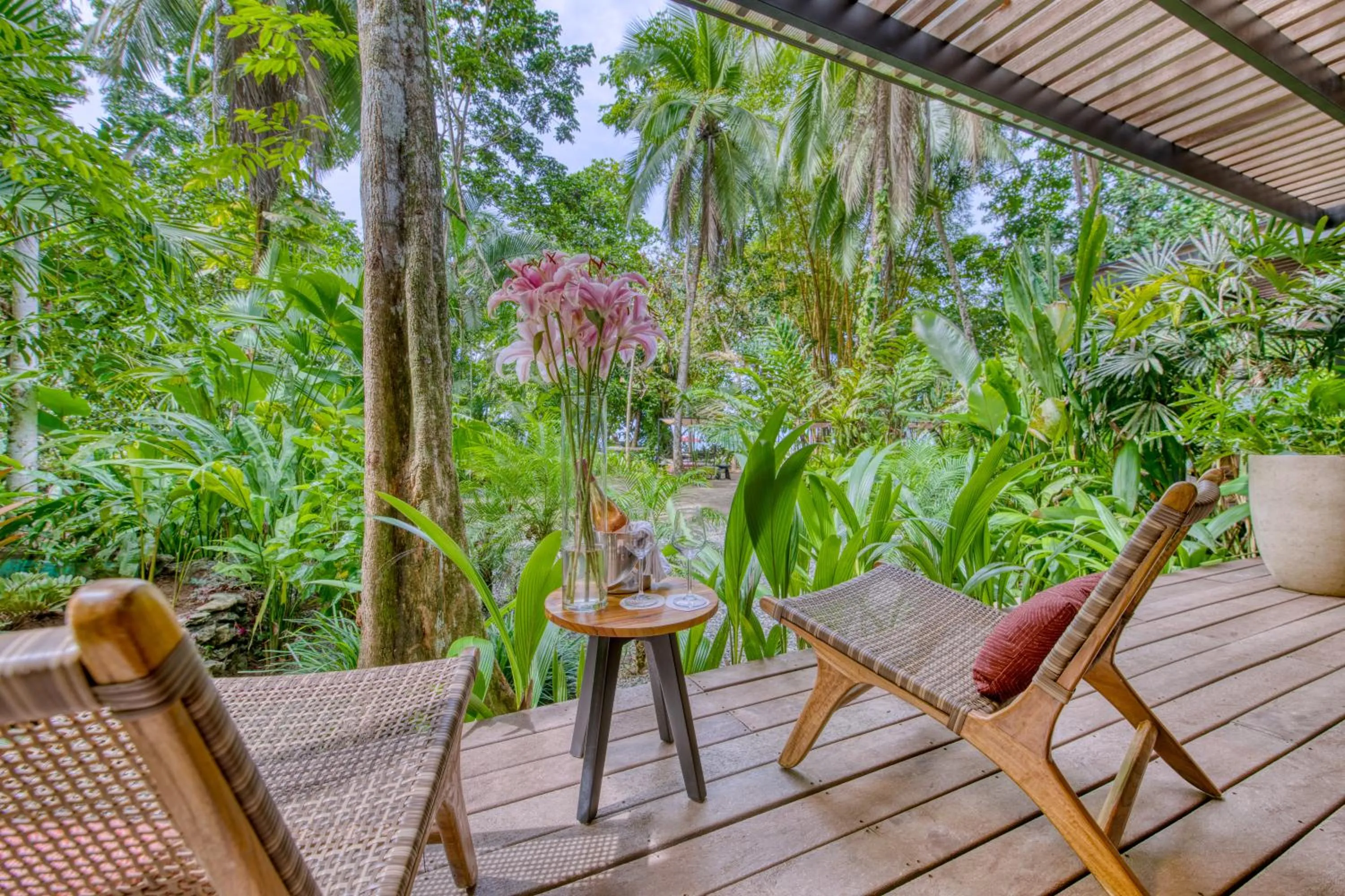 Balcony/Terrace in awā Beachfront Hotel