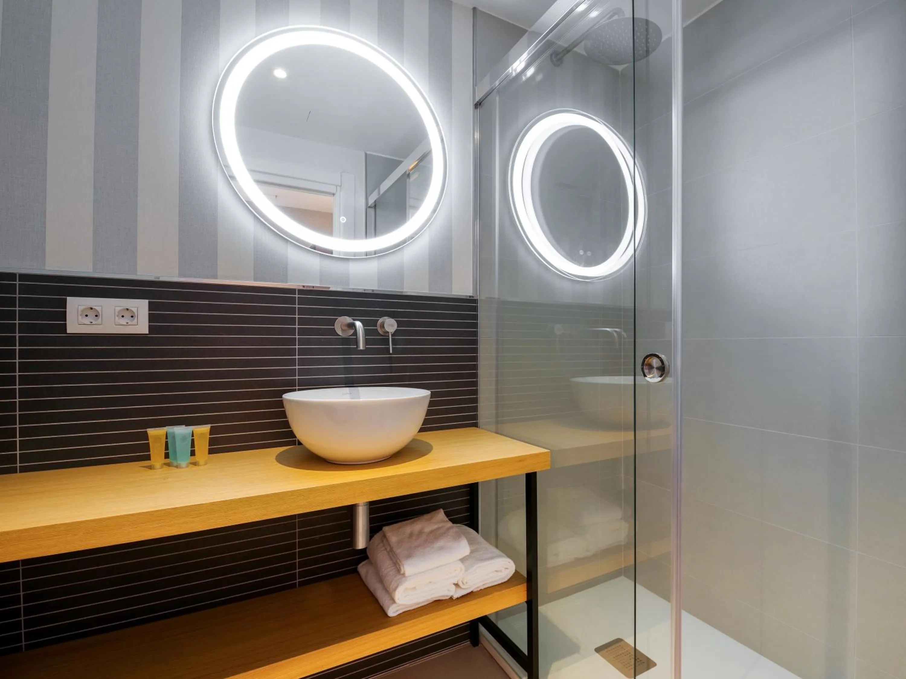 Bathroom in Hotel Condado Ourense