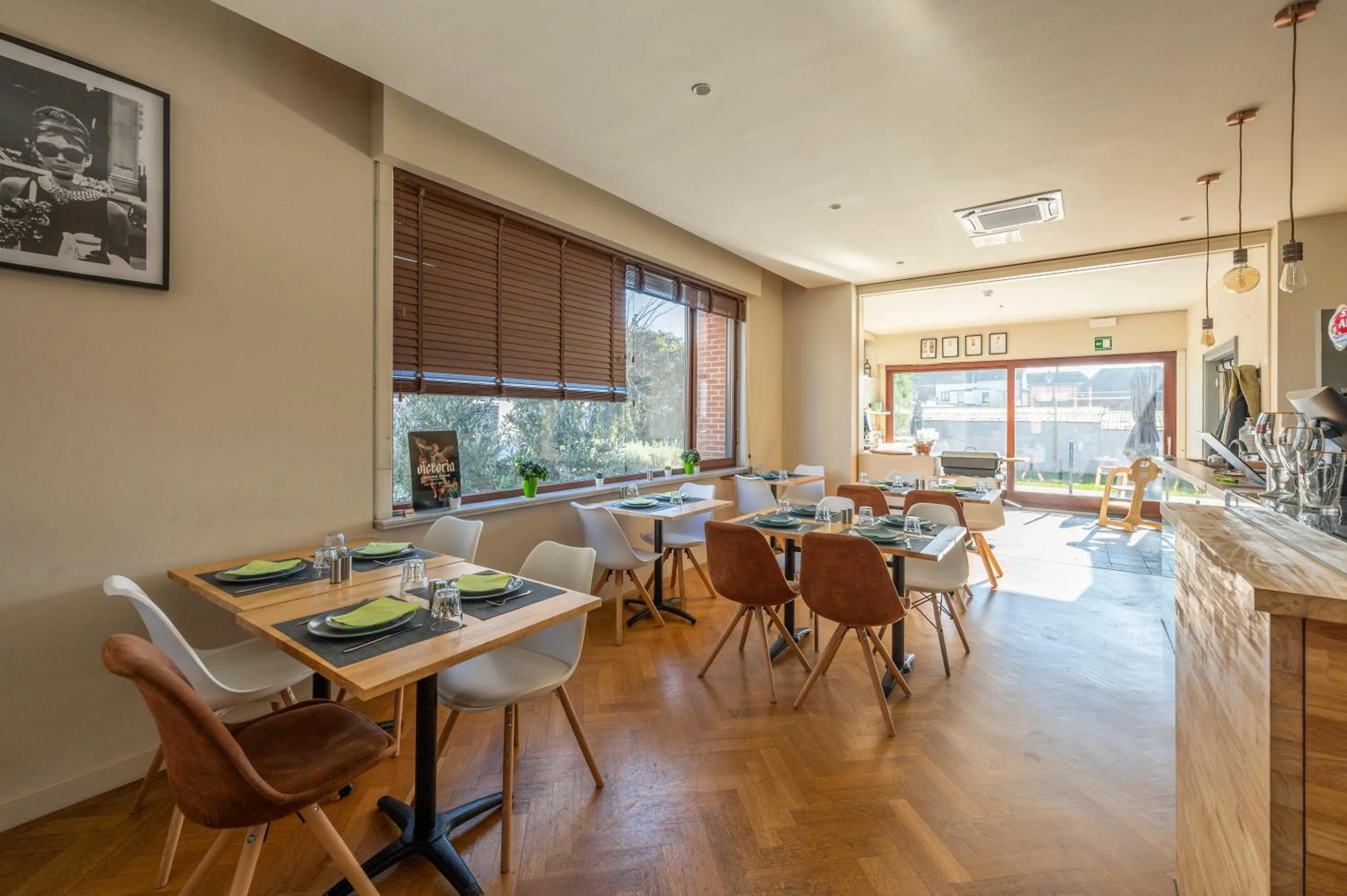 Breakfast in Hotel Fi'Lin